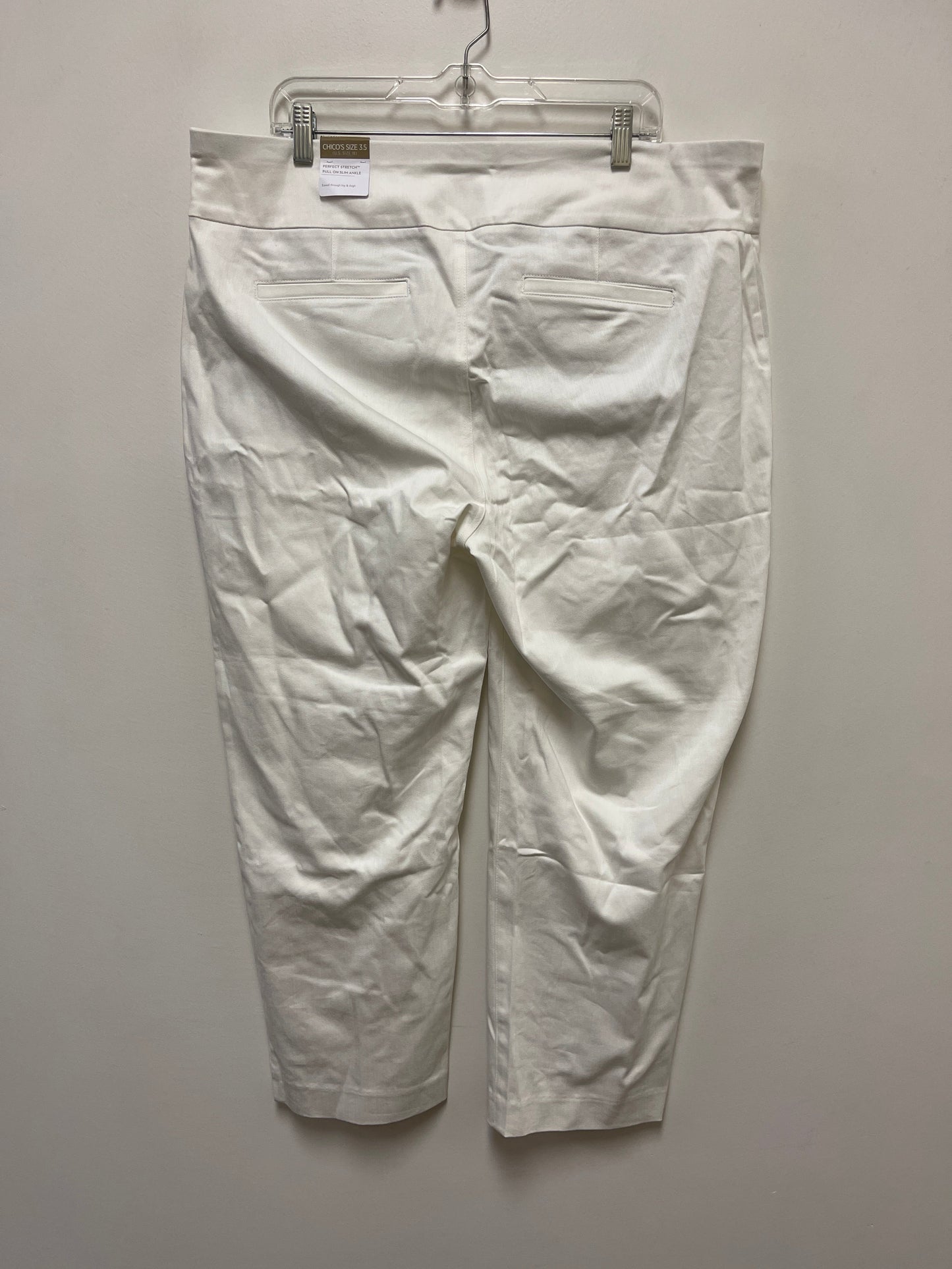 Pants Cropped By Chicos In White, Size: 18