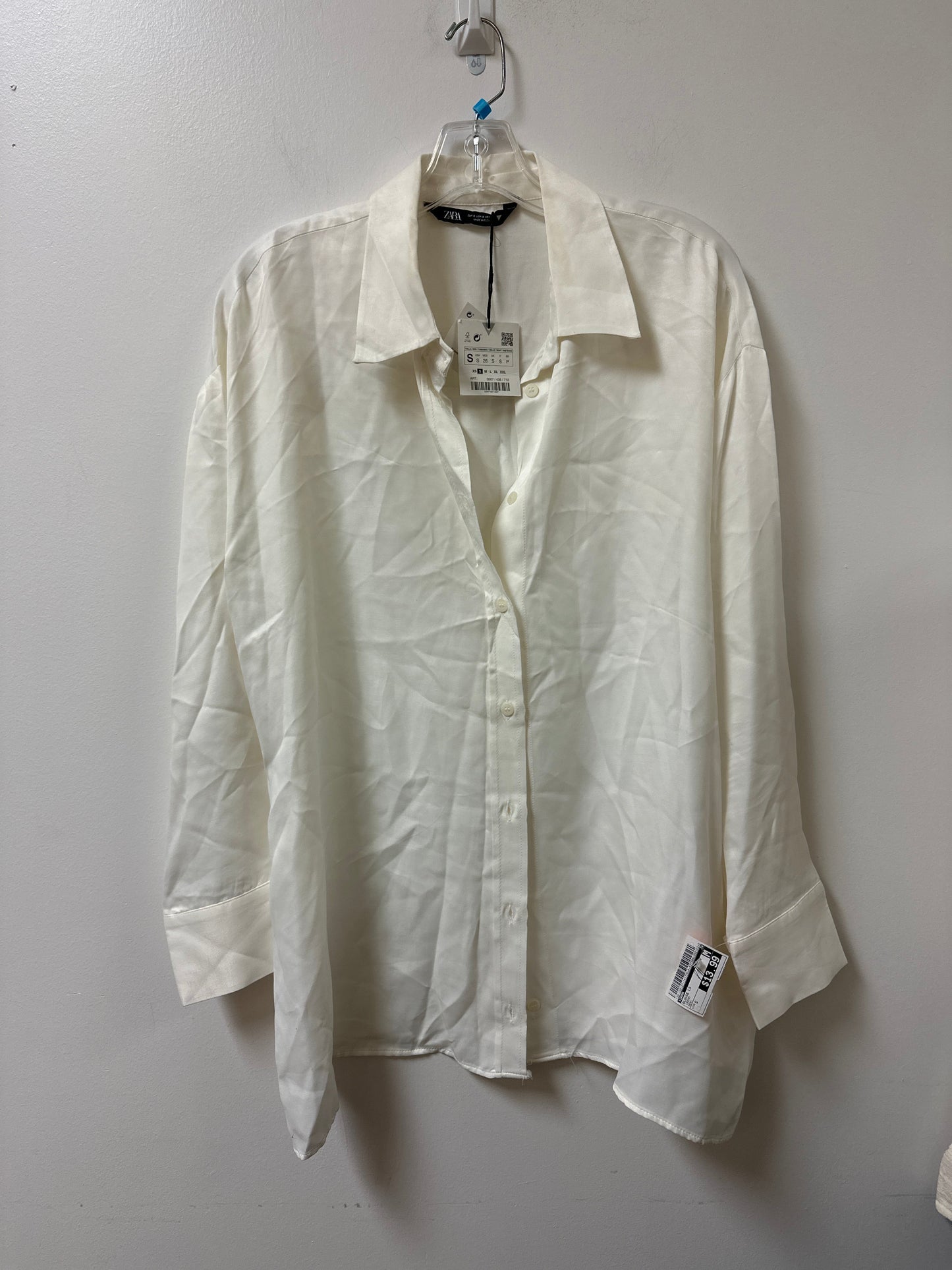 Blouse Long Sleeve By Zara In Cream, Size: S