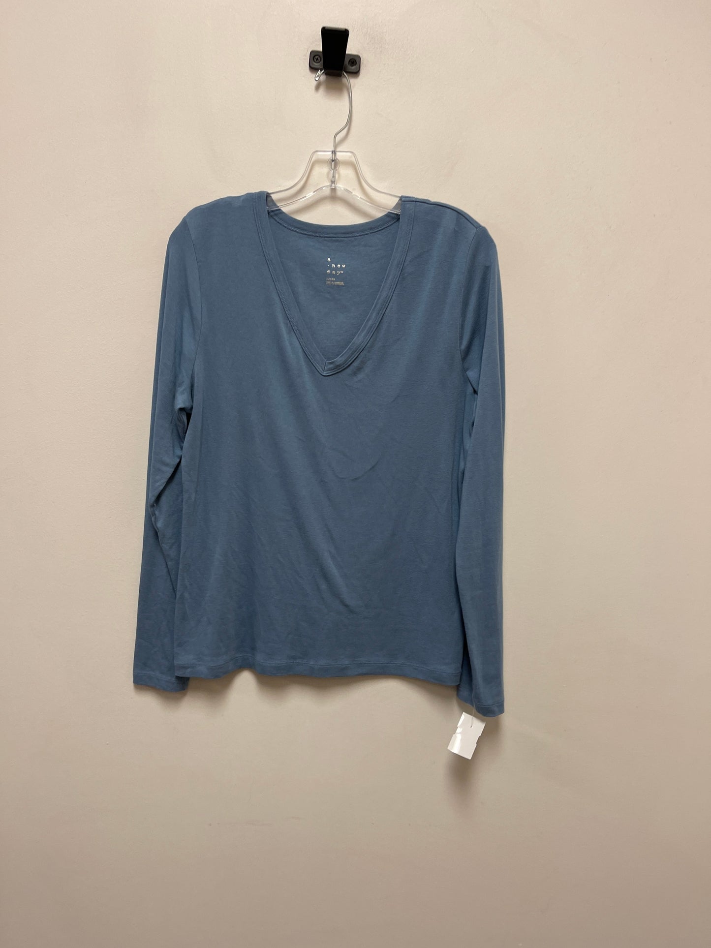 Top Long Sleeve By A New Day In Blue, Size: L