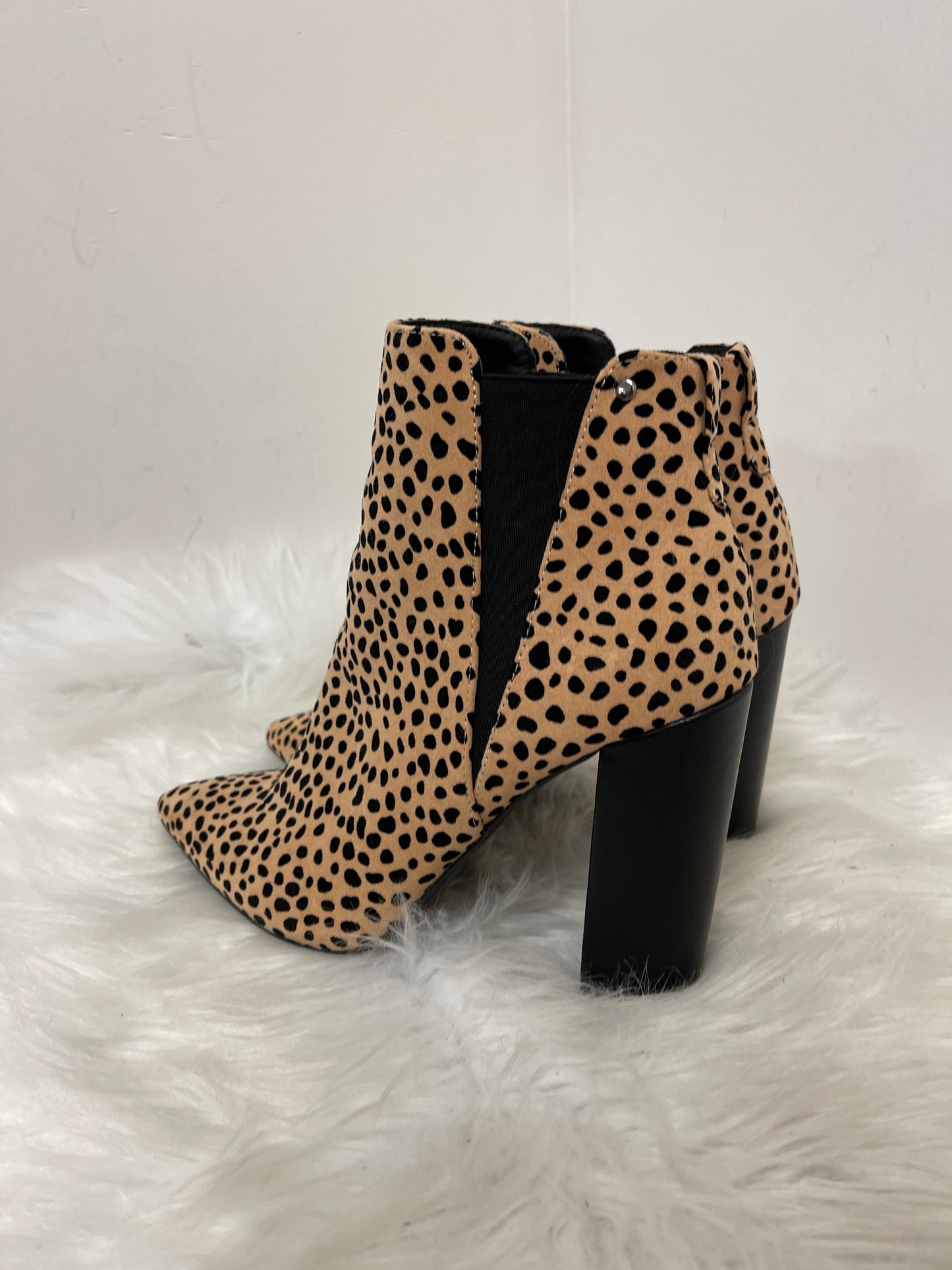 Boots Ankle Heels By Qupid In Animal Print, Size: 9