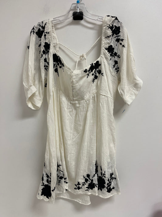 Dress Casual Short By Free People In Cream, Size: Xl