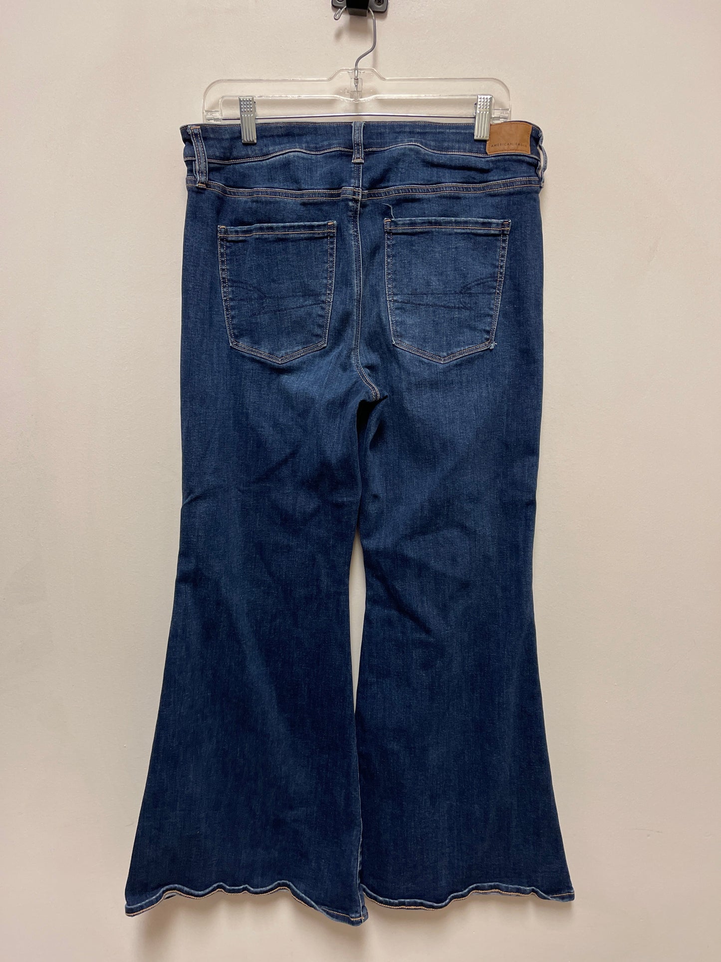 Jeans Flared By American Eagle In Blue Denim, Size: 14