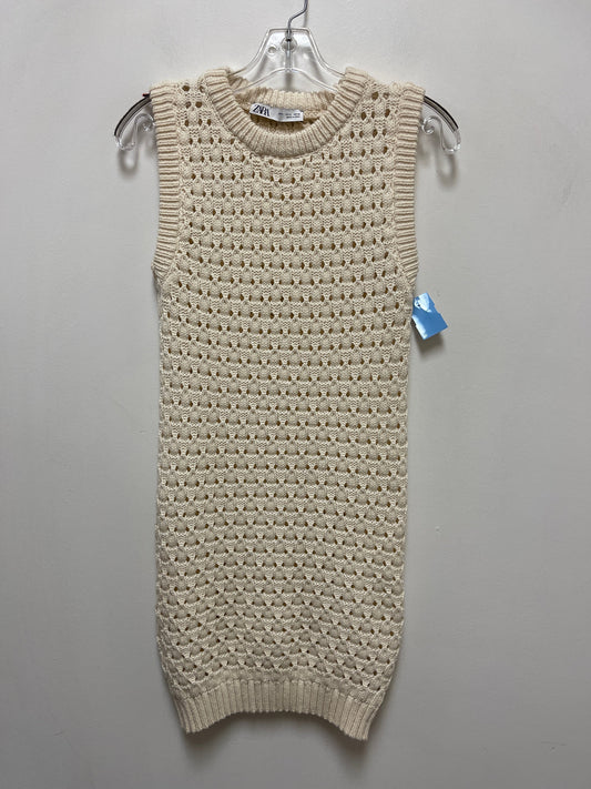 Tunic Sleeveless By Zara In Cream, Size: S