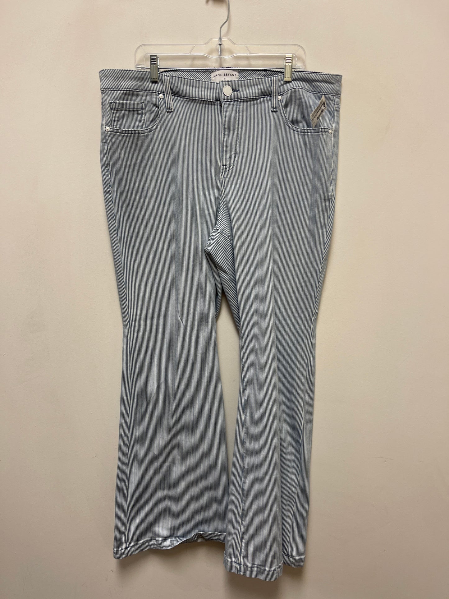 Jeans Flared By Lane Bryant In Blue, Size: 20