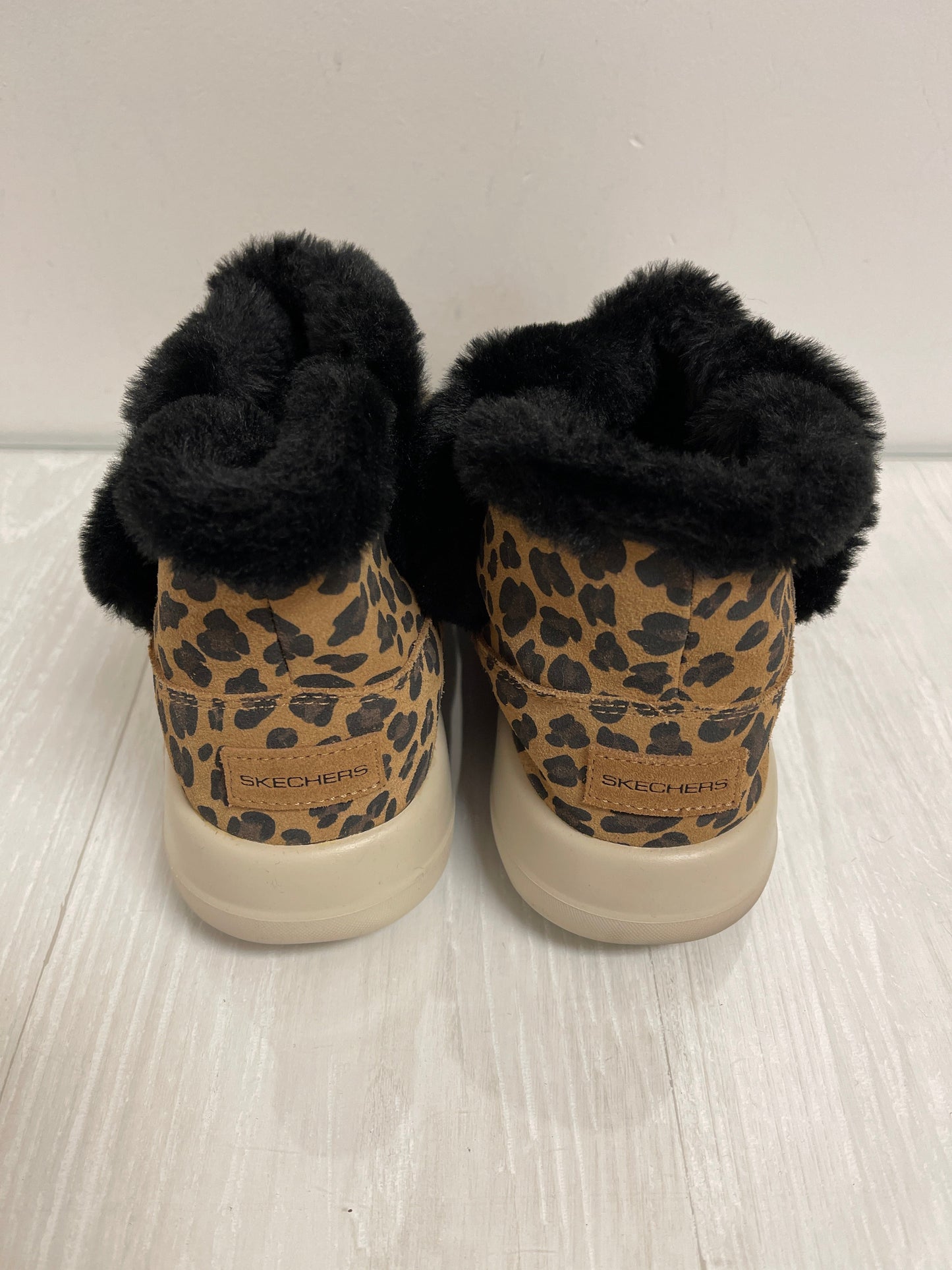 Boots Ankle Flats By Skechers In Animal Print, Size: 9.5