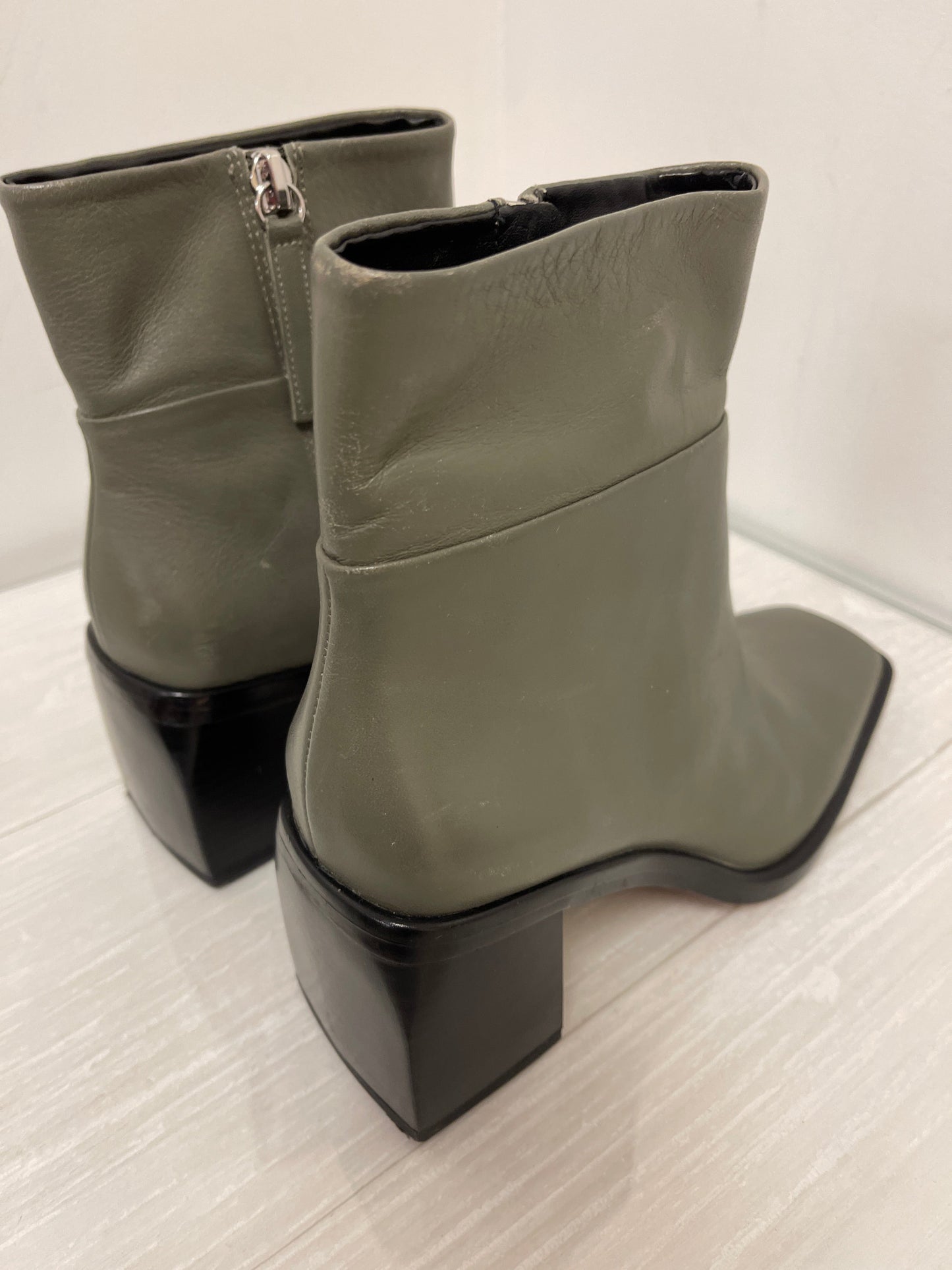 Boots Ankle Heels By Zara In Green, Size: 5.5