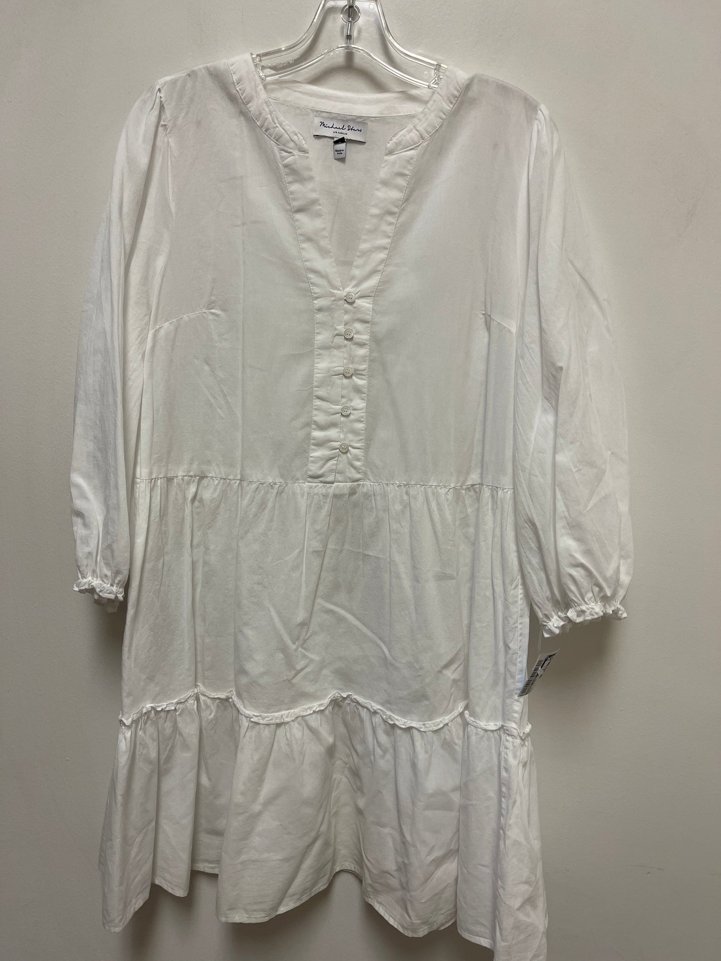 Dress Casual Short By Michael Stars In White, Size: M