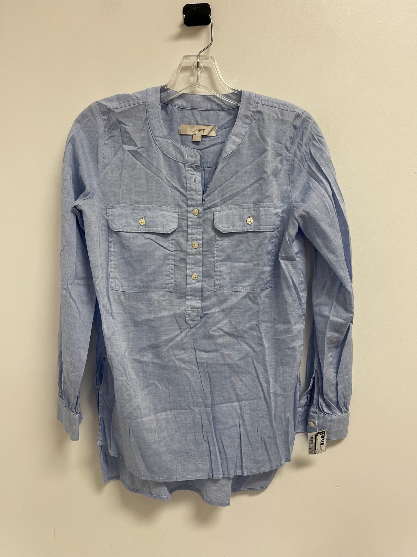 Top Long Sleeve By Loft In Blue, Size: Xs