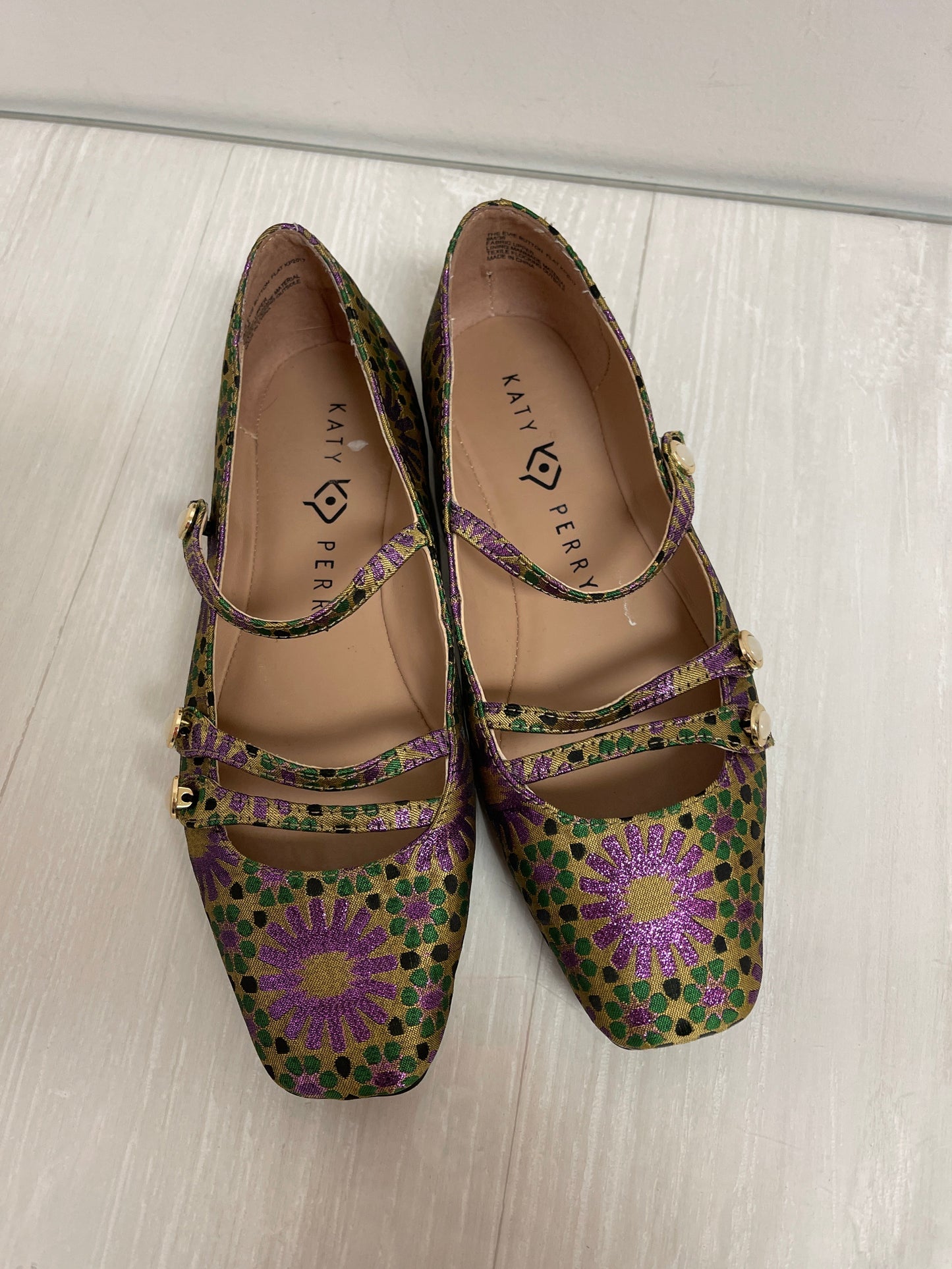 Shoes Flats By Clothes Mentor In Green & Purple, Size: 6