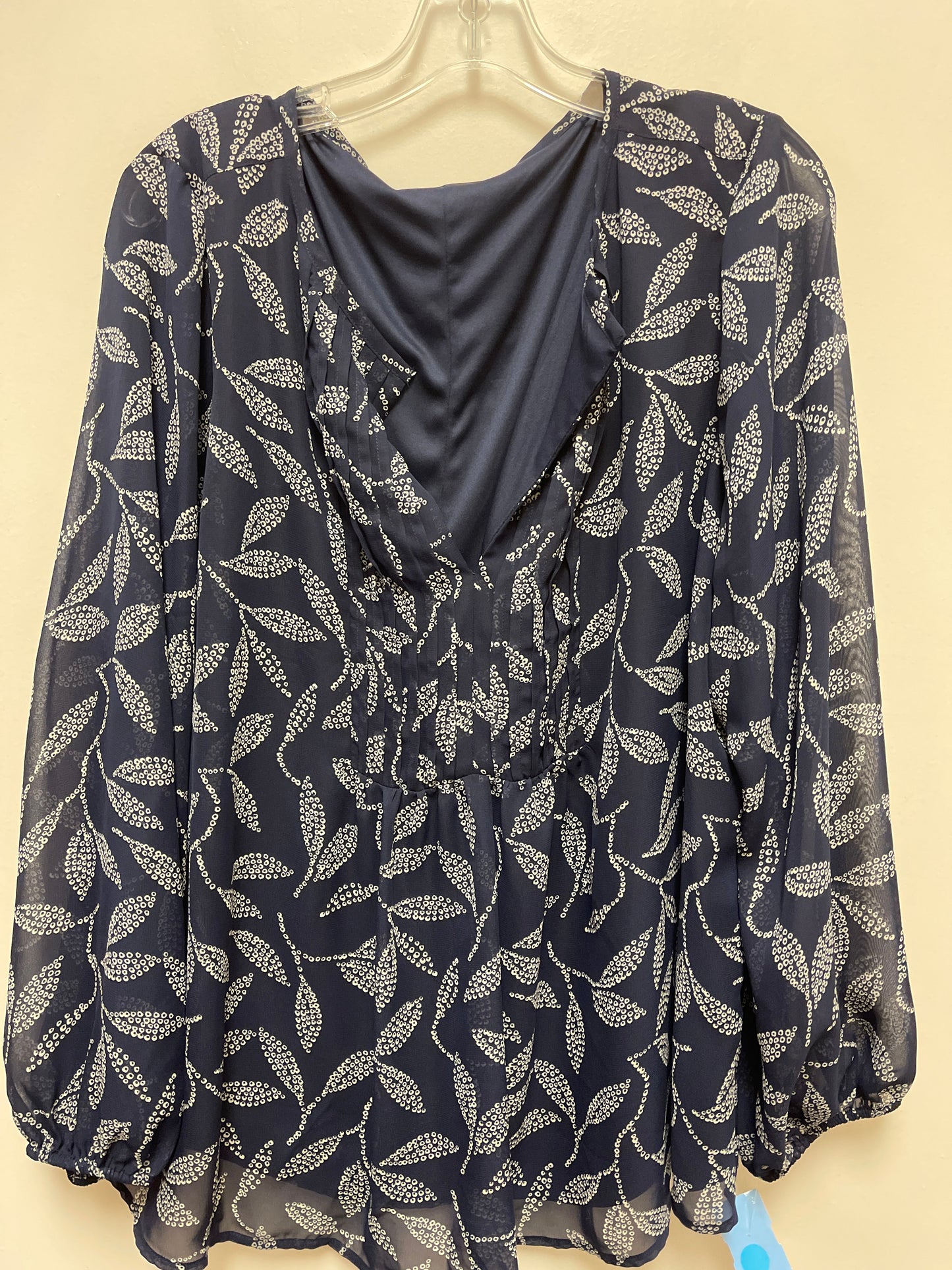 Top Long Sleeve By Lane Bryant In Blue & White, Size: 2x