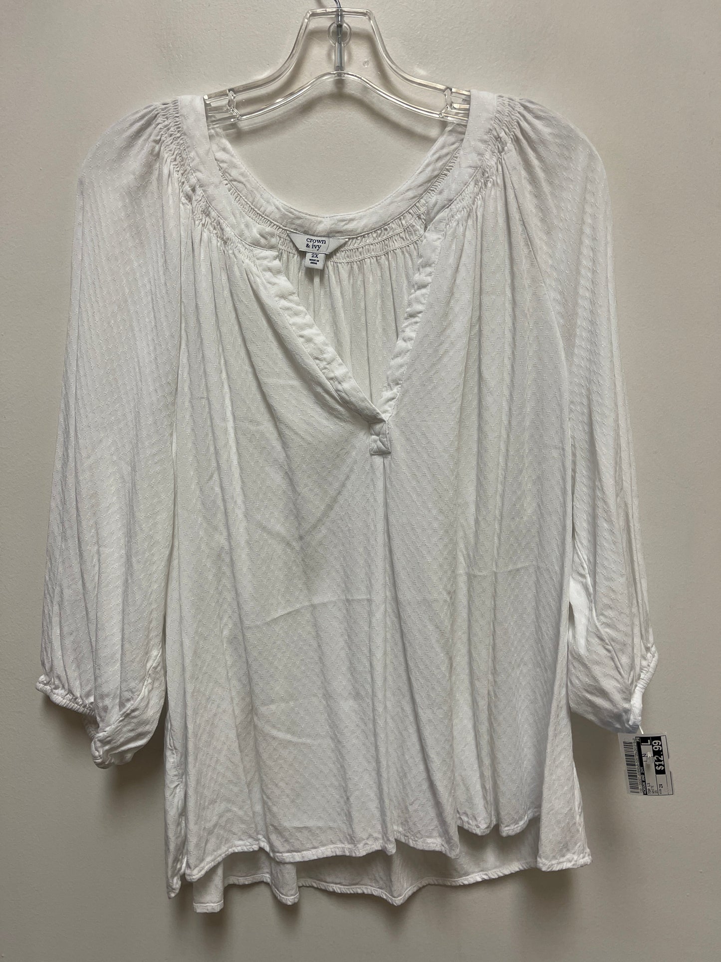 Top Long Sleeve By Crown And Ivy In White, Size: 2x