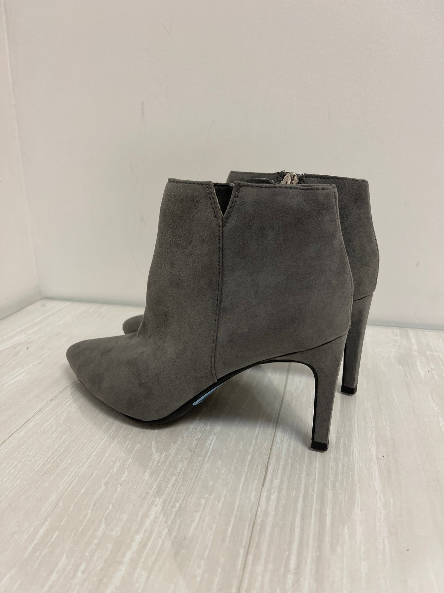 Boots Ankle Heels By Nine West In Grey, Size: 6