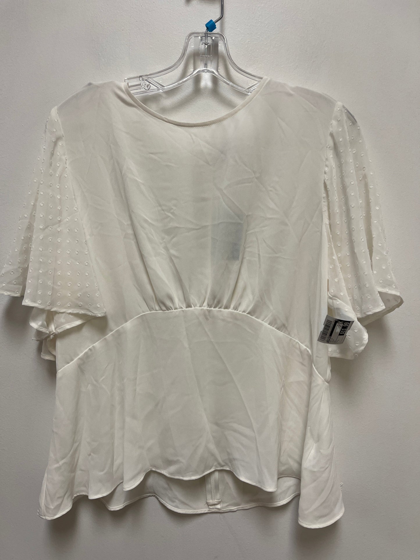 Top Short Sleeve By Express In Cream, Size: L