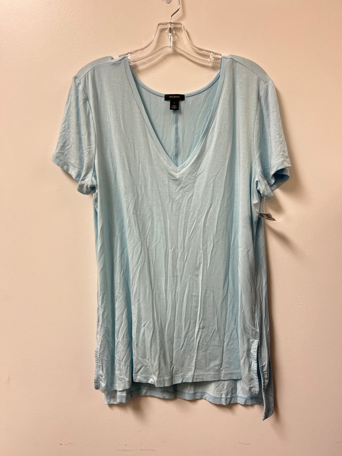 Top Short Sleeve Basic By Halogen In Blue, Size: L