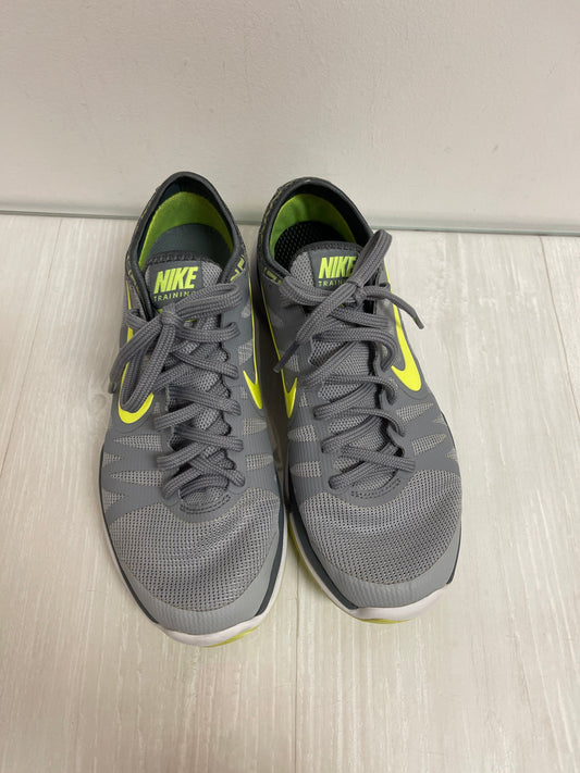 Shoes Athletic By Nike In Green & Grey, Size: 7