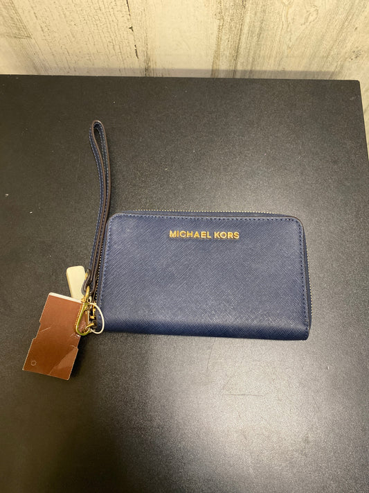 Wallet By Michael Kors  Size: Medium