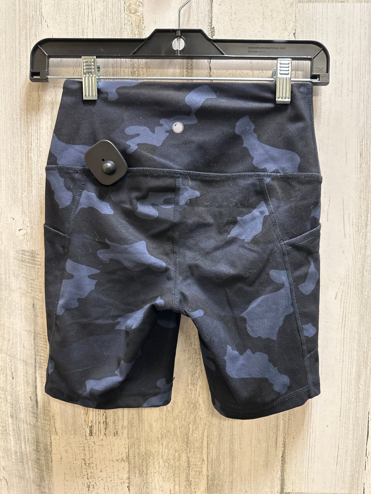 Camouflage Print Athletic Shorts Yogalicious, Size Xs