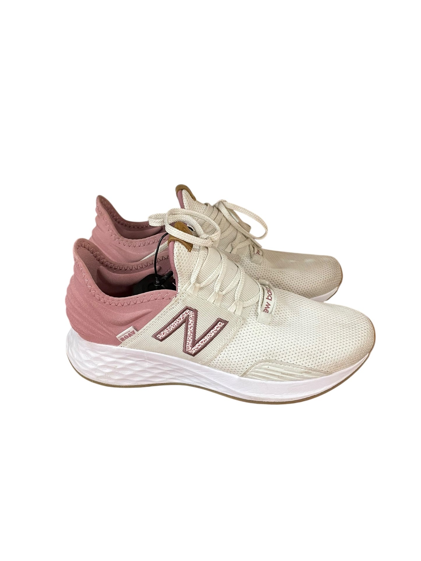 Shoes Athletic By New Balance In White, Size: 9