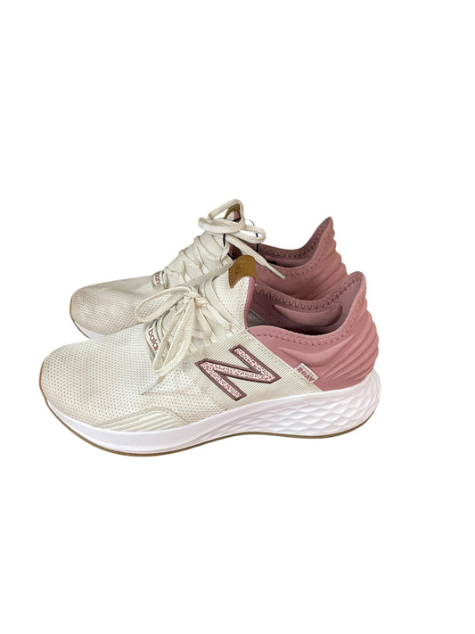 Shoes Athletic By New Balance In White, Size: 9