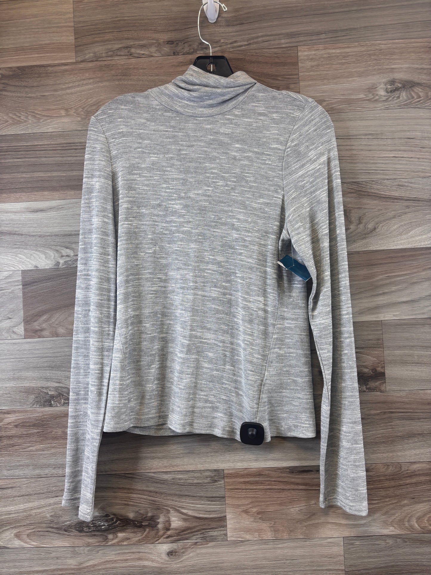 Top Long Sleeve By Universal Thread In Silver, Size: M