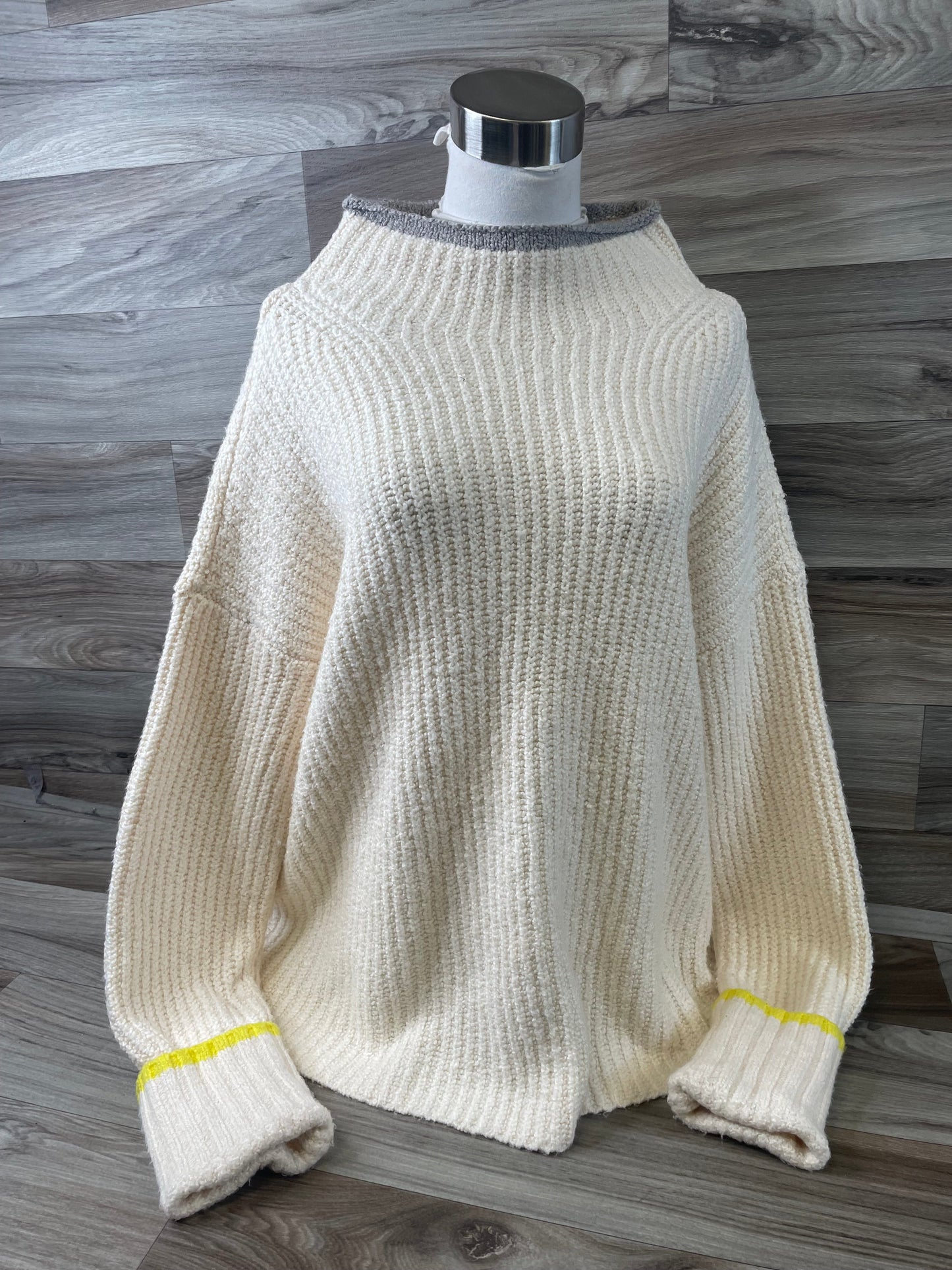 Sweater By Maeve In White, Size: Xl