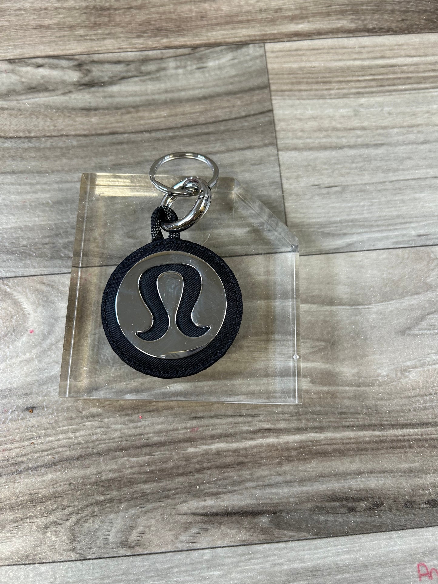 Key Chain By Lululemon, Size: Medium