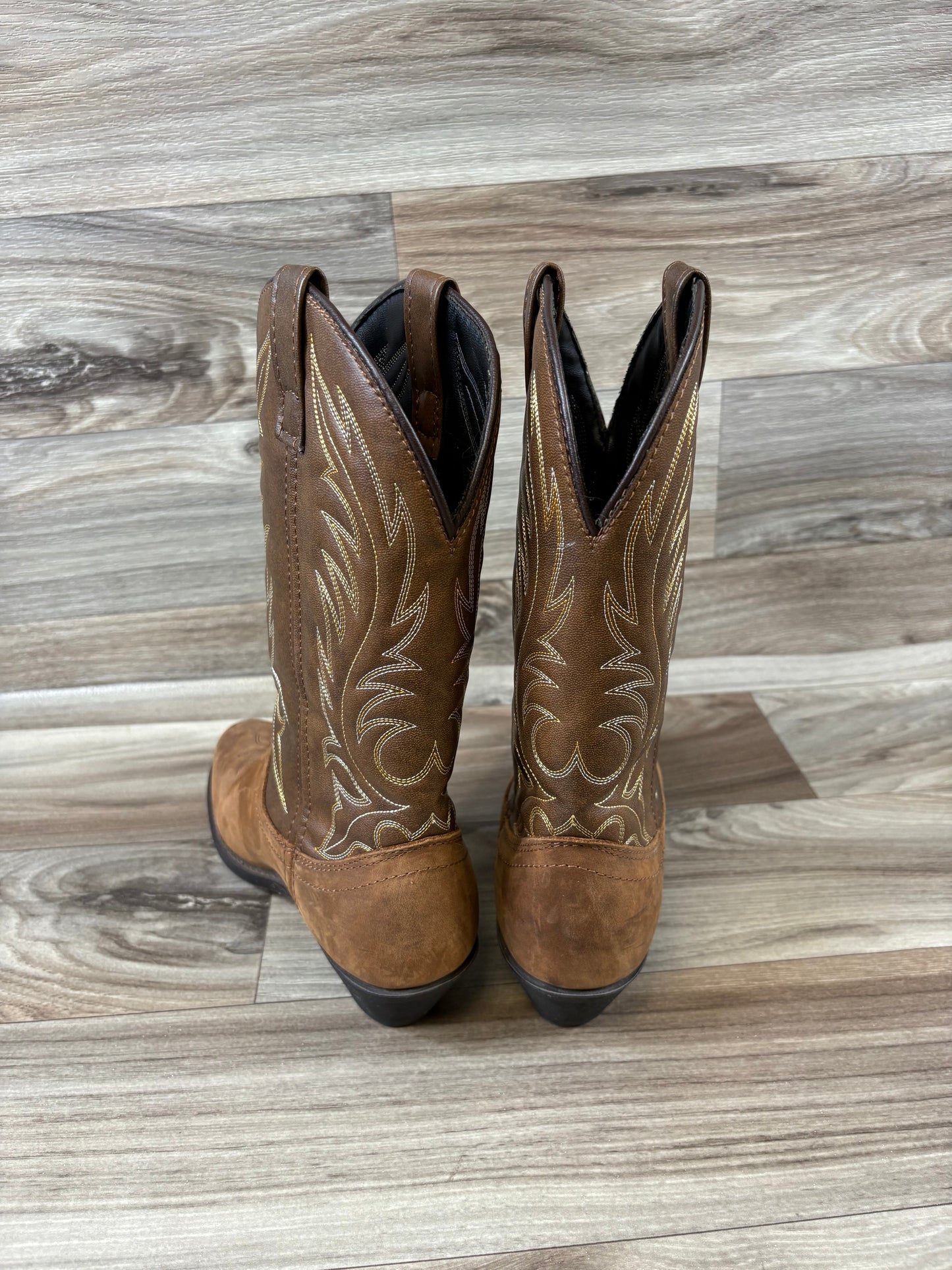 Boots Western By Laredo In Brown, Size: 7.5