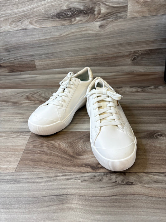 Shoes Sneakers By Dr Scholls In White, Size: 8.5