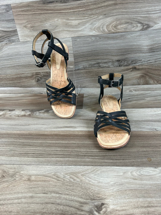 Black & Tan Sandals Flats Timberland, Size 8.5