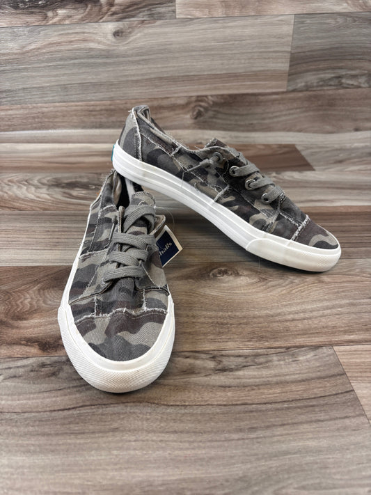 Shoes Sneakers By Blowfish In Camouflage Print, Size: 10