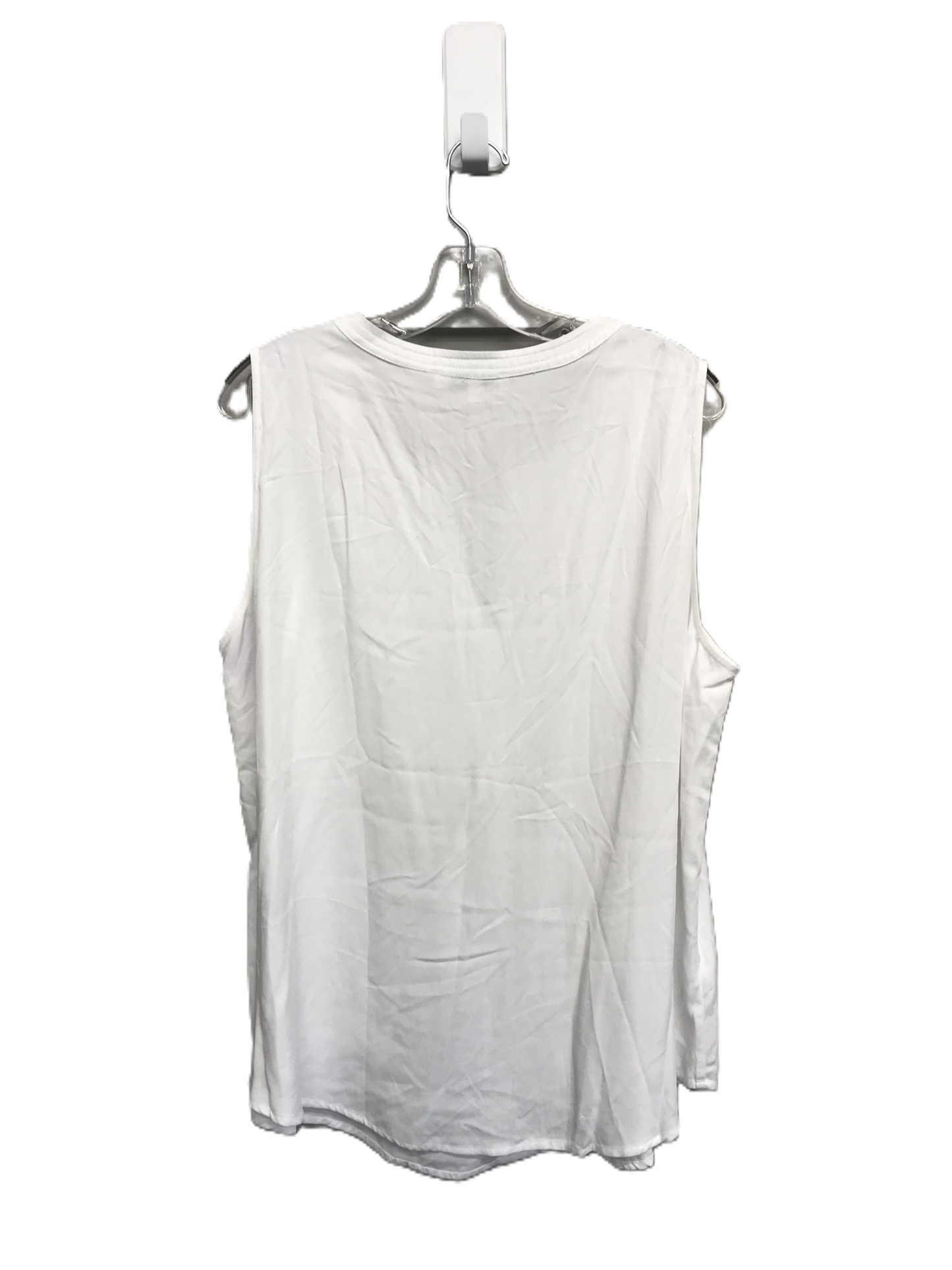 White Top Sleeveless By Rose And Olive, Size: 1x