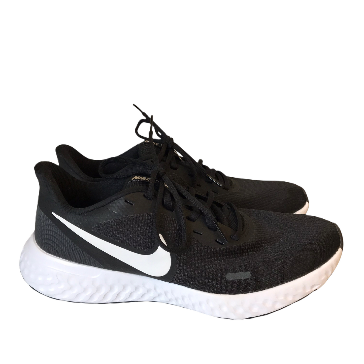 Shoes Athletic By Nike In Black & White, Size: 9