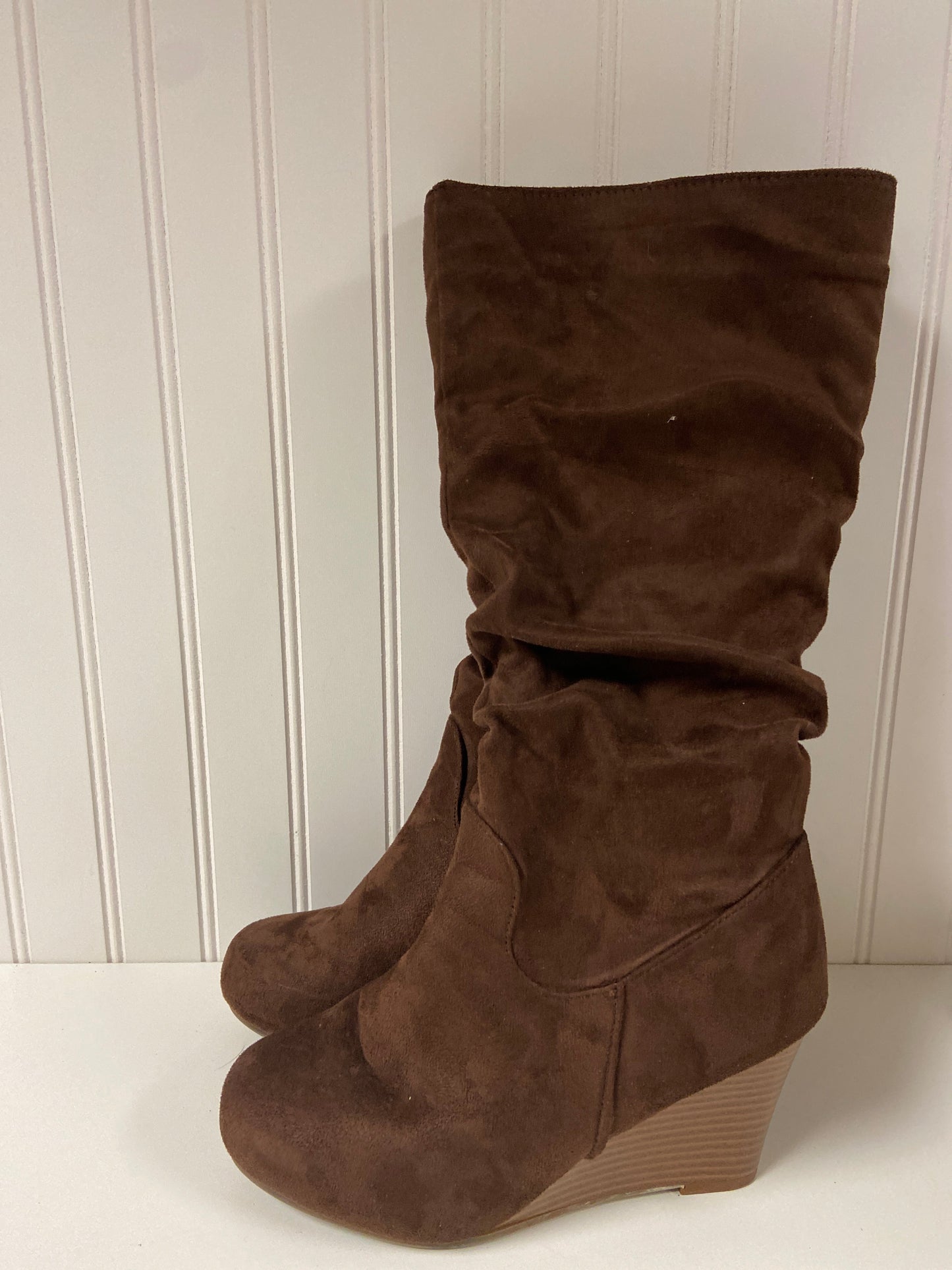 Brown Boots Knee Heels Clothes Mentor, Size 7.5