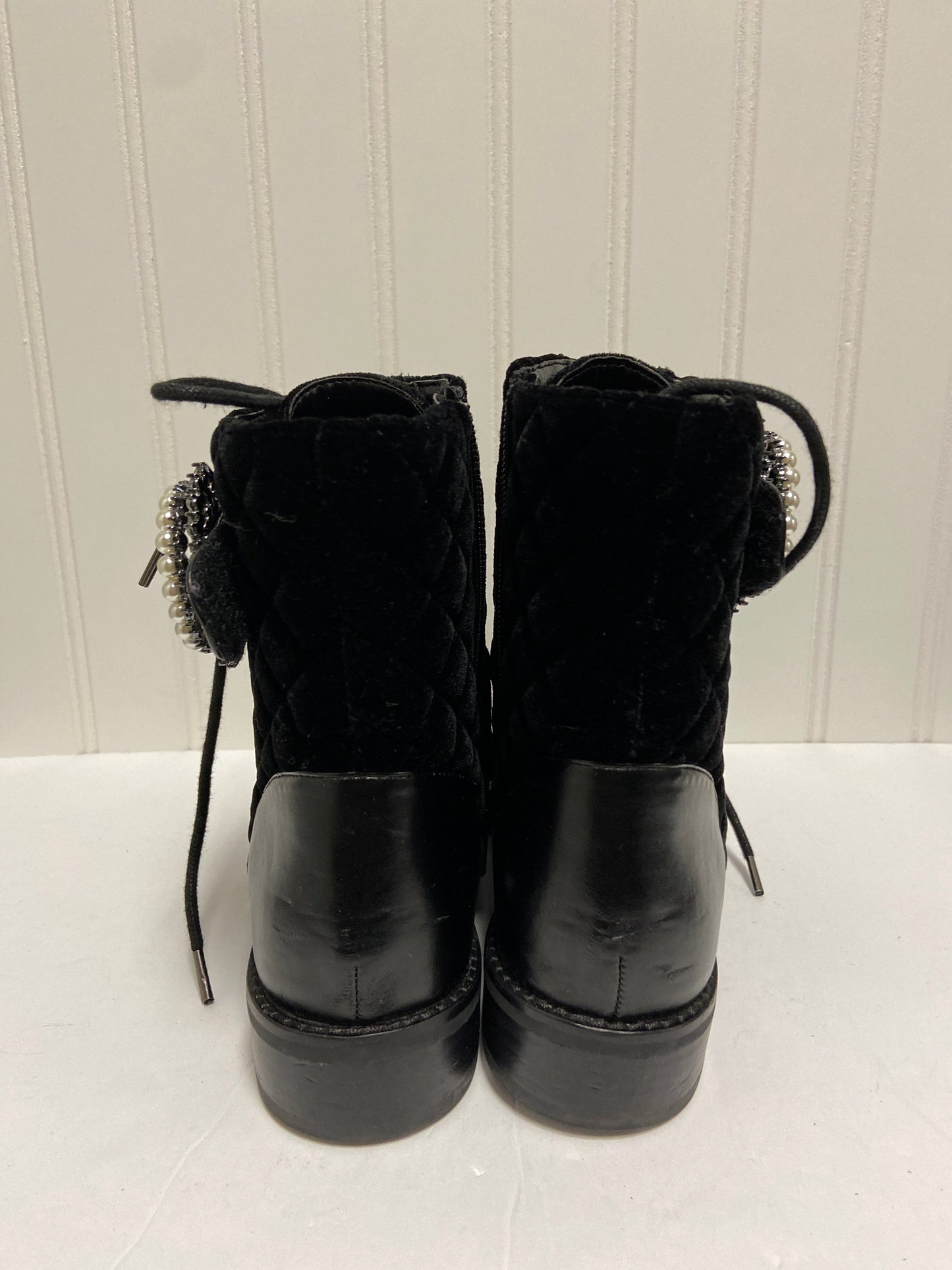 Boots Ankle Flats By White House Black Market  Size: 5.5