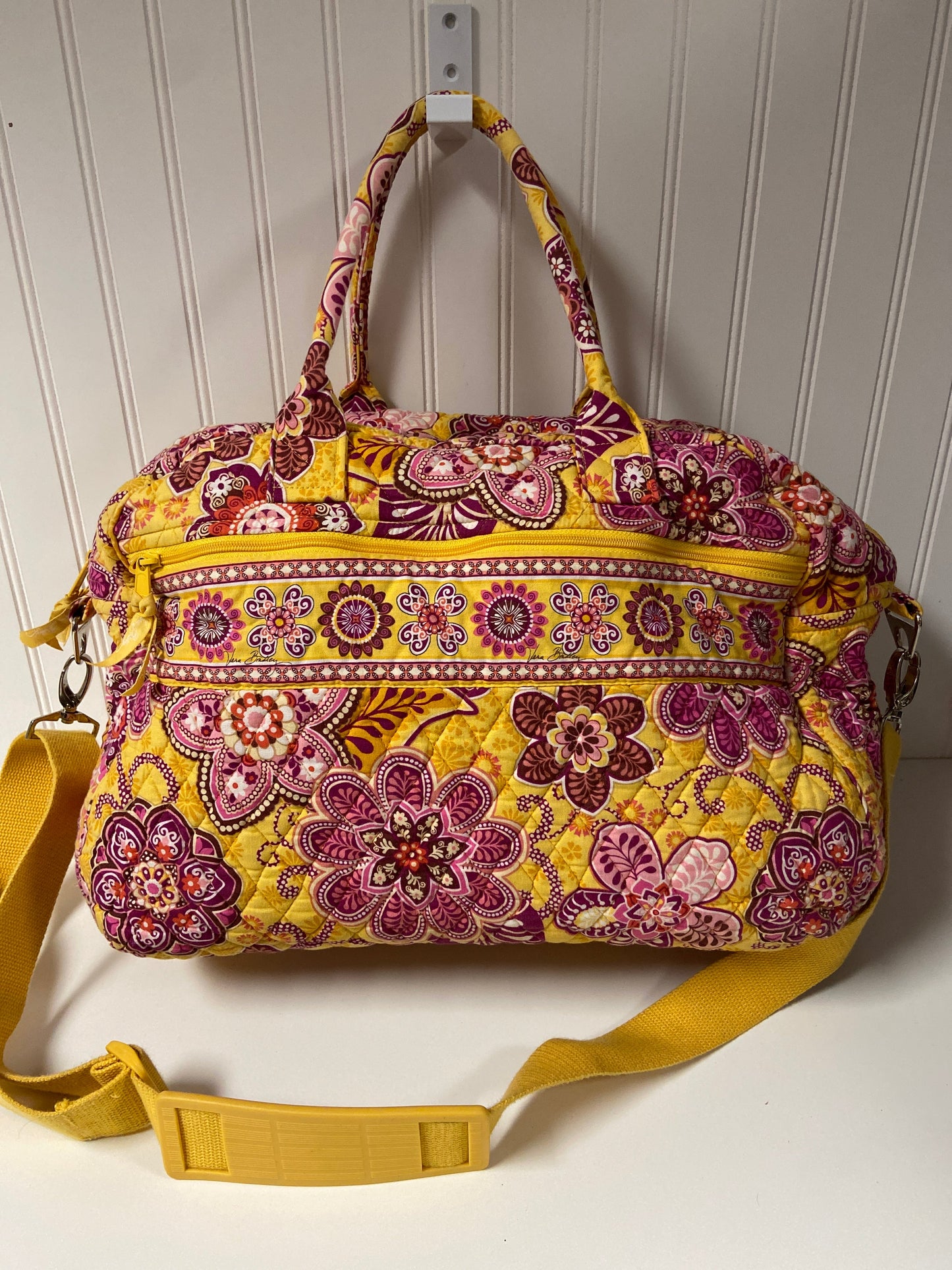 Duffle And Weekender By Vera Bradley, Size: Medium