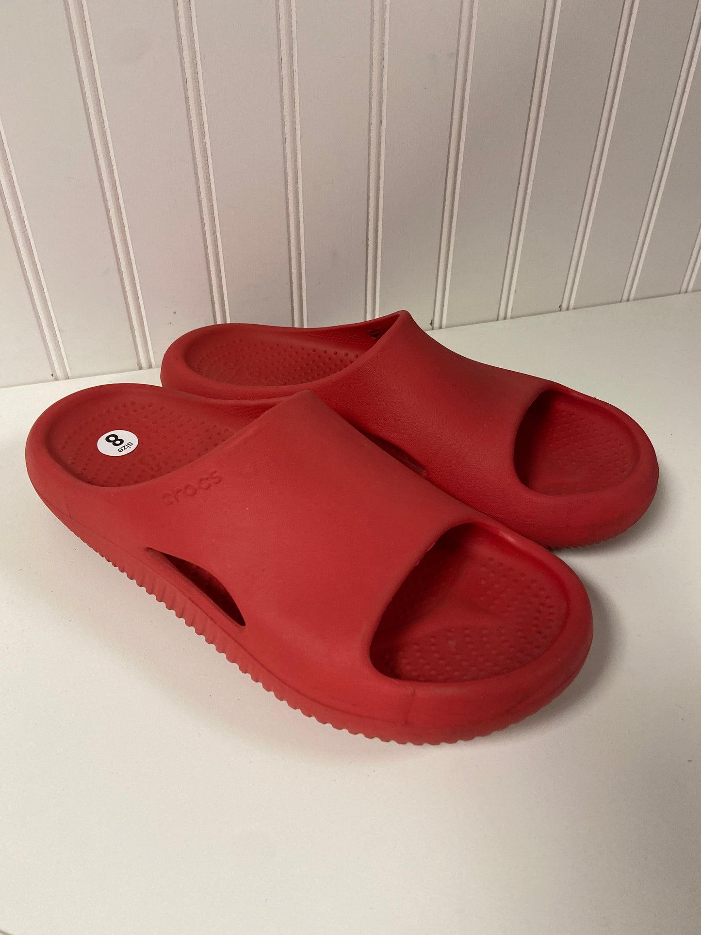 Sandals Flats By Crocs In Red, Size: 8