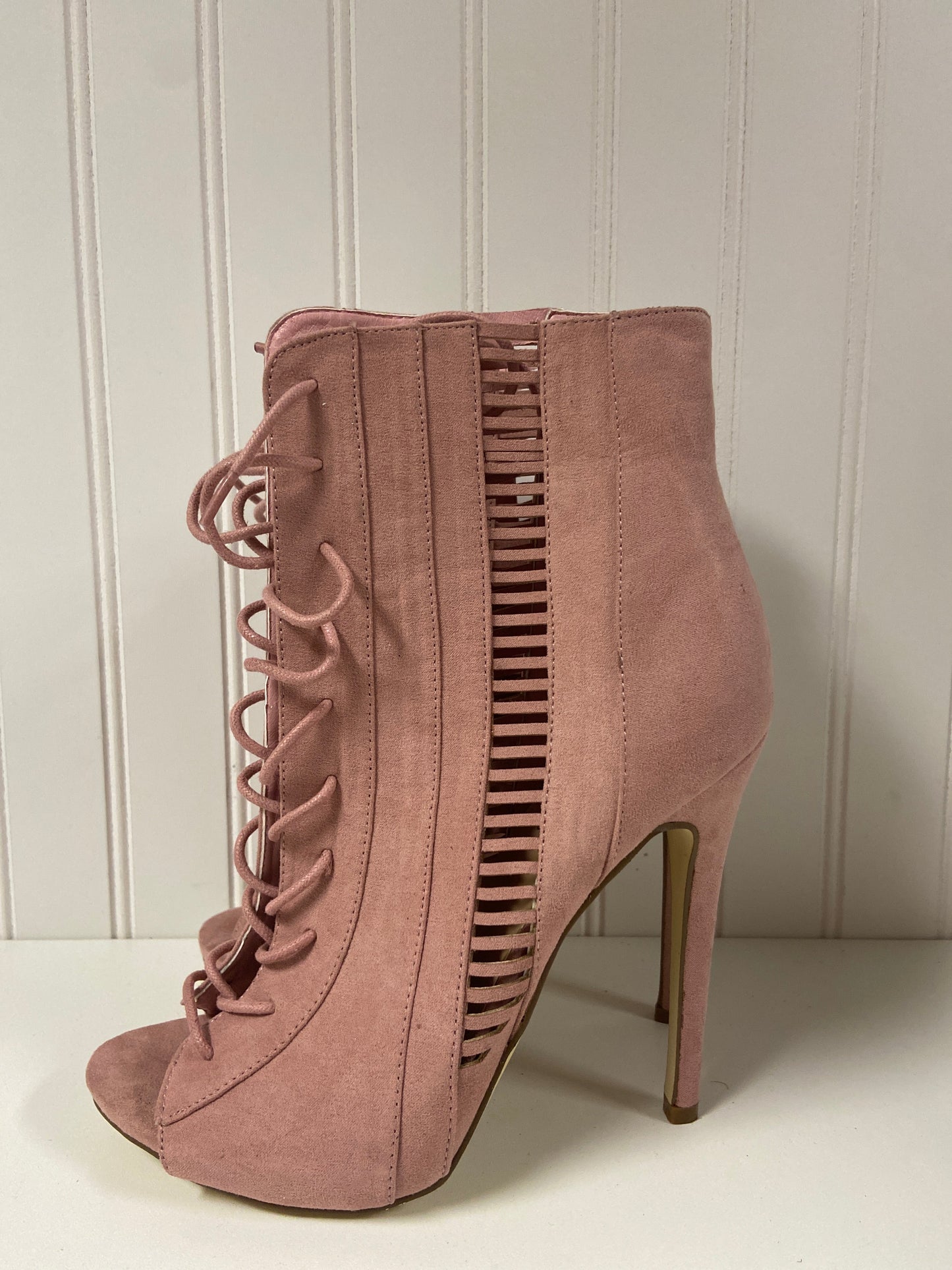 Pink Boots Ankle Heels Shoedazzle, Size 8.5