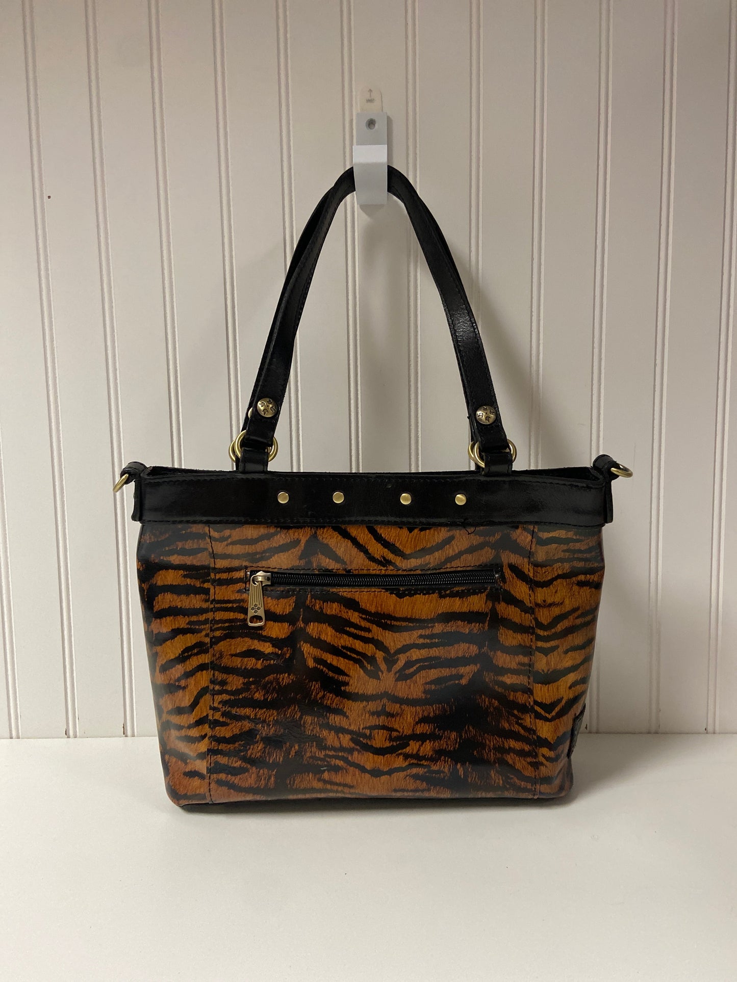 Handbag Designer By Patricia Nash, Size: Medium