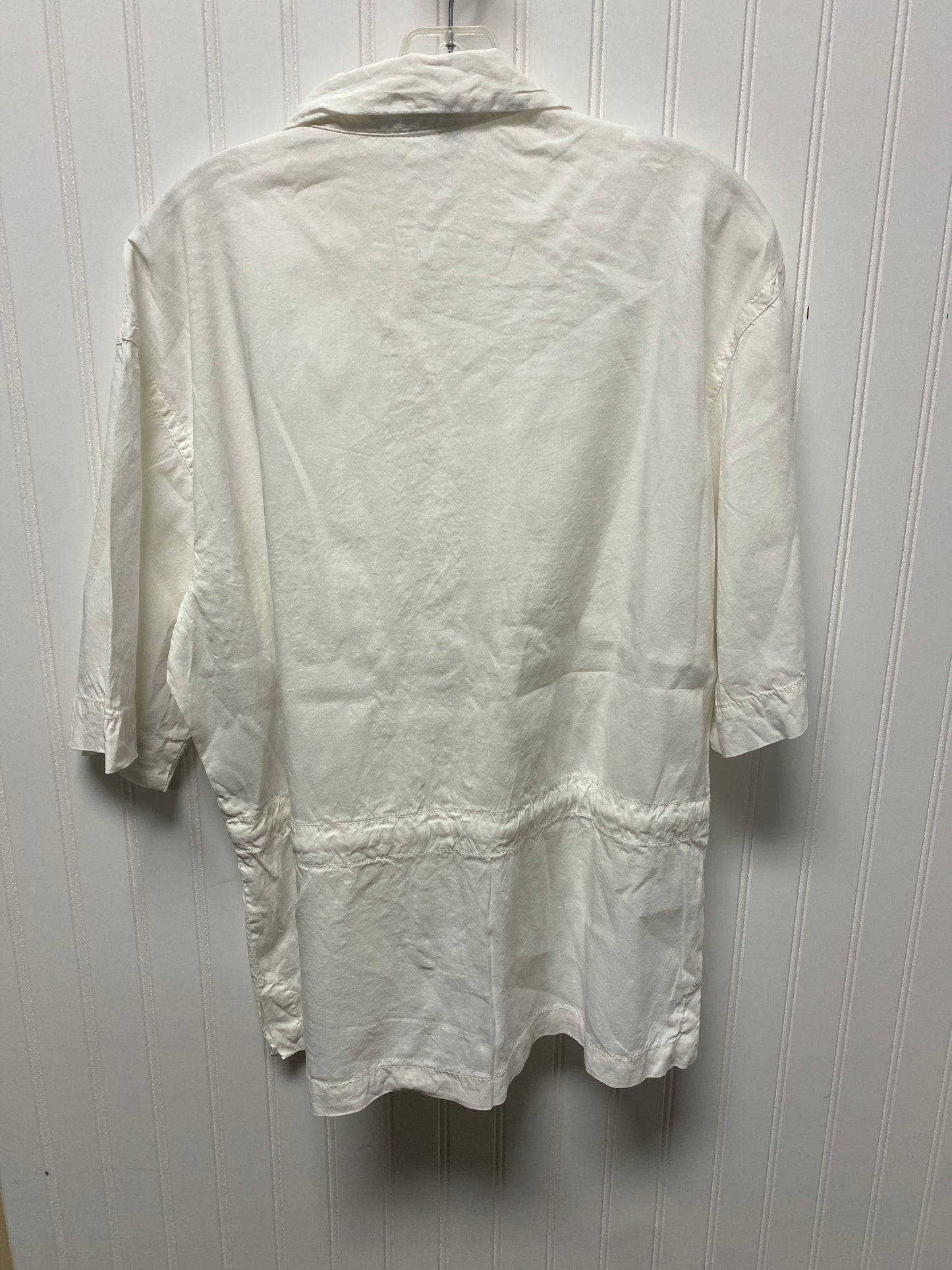 Blouse Short Sleeve By Eileen Fisher In White, Size: L