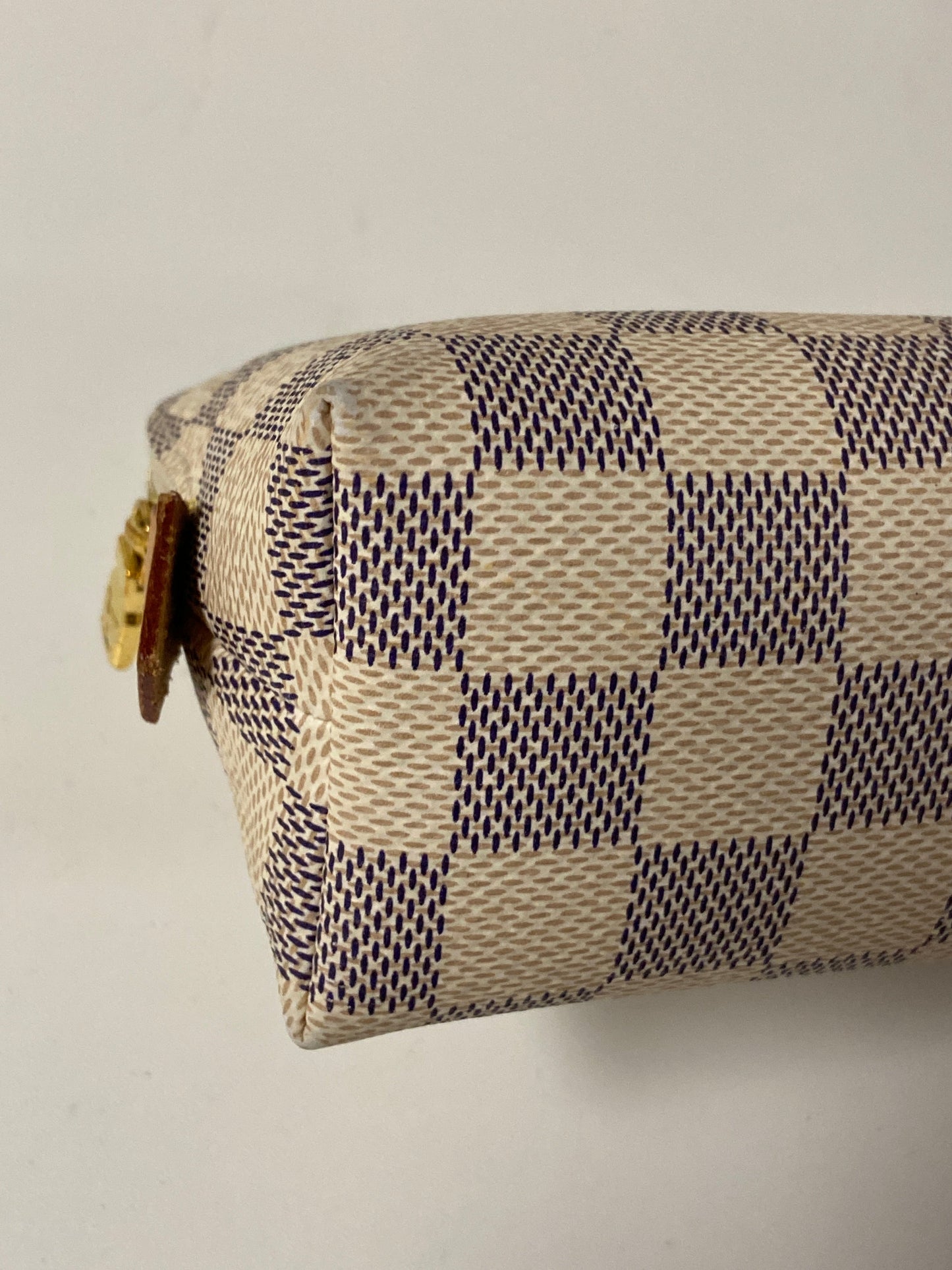 Makeup Bag Luxury Designer By Louis Vuitton, Size: Small