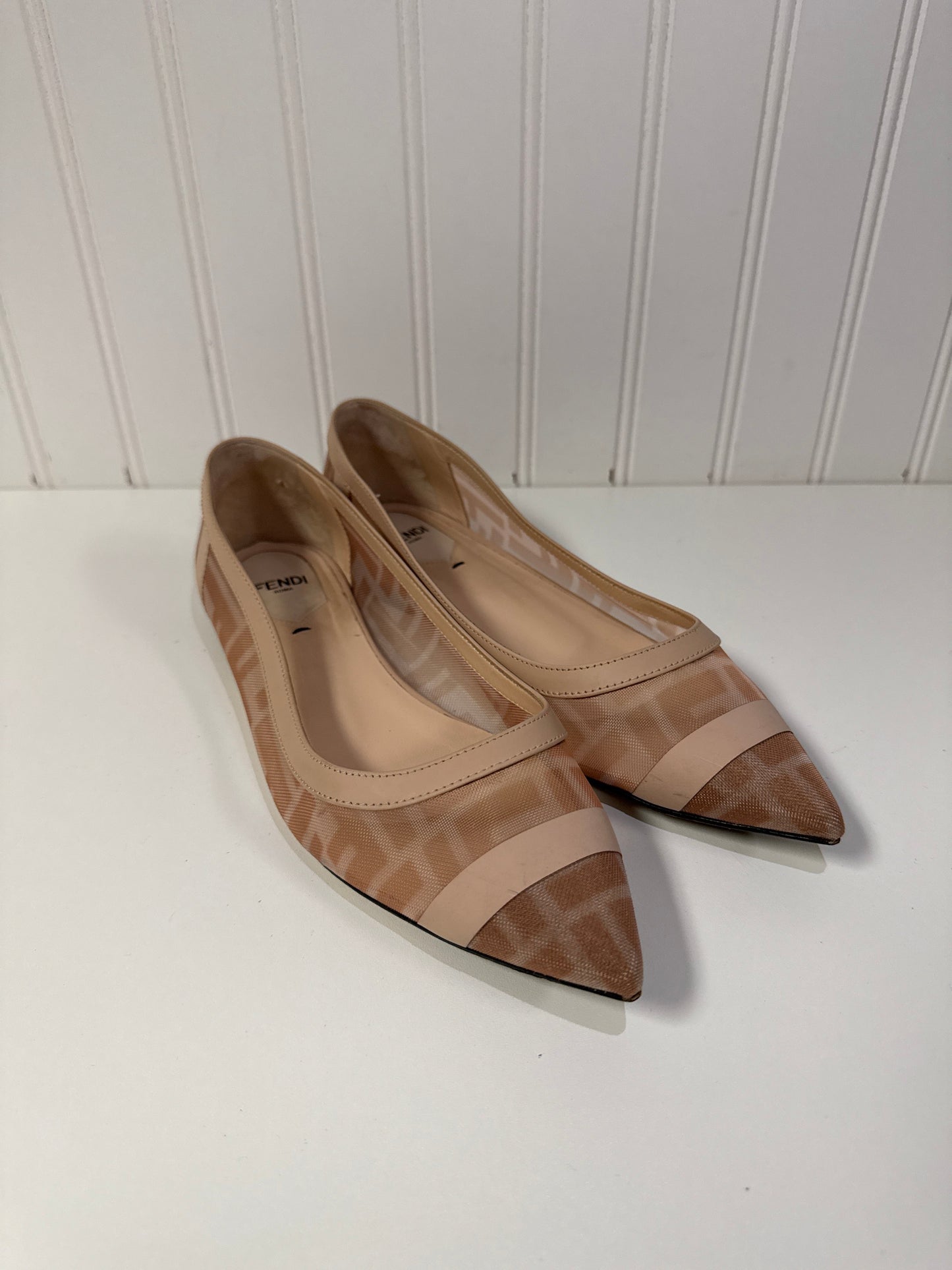 Shoes Luxury Designer By Fendi In Beige, Size: 6.5