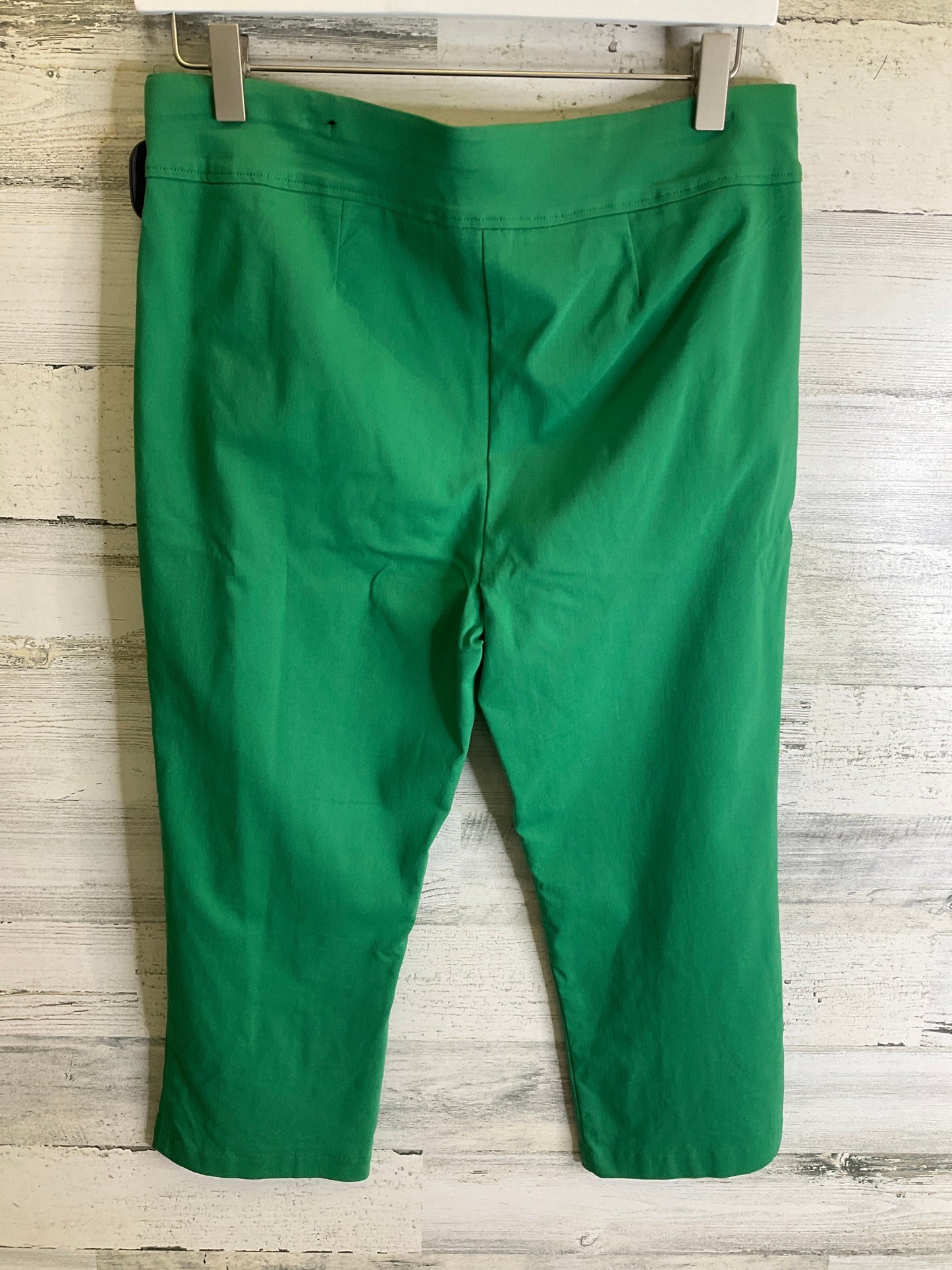 Capris By Maurices In Green, Size: 8