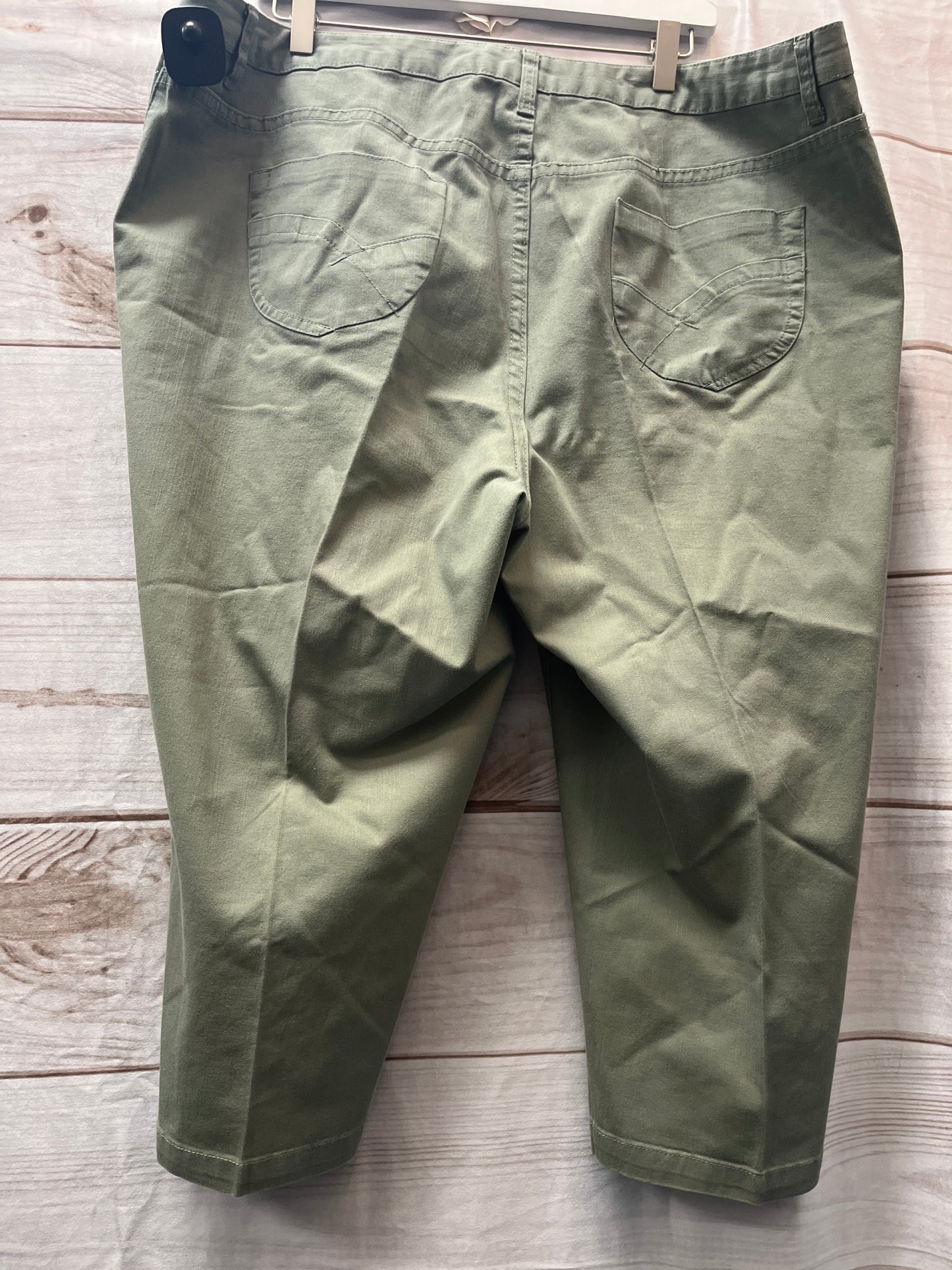 Capris By Cj Banks In Green, Size: 20