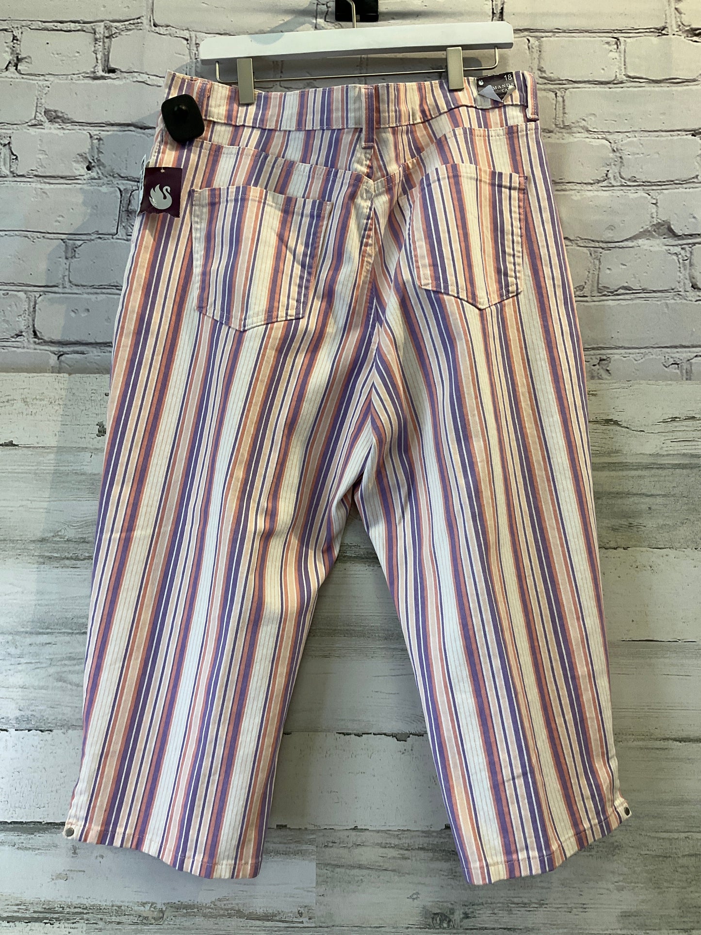 Purple Capris Gloria Vanderbilt, Size 18