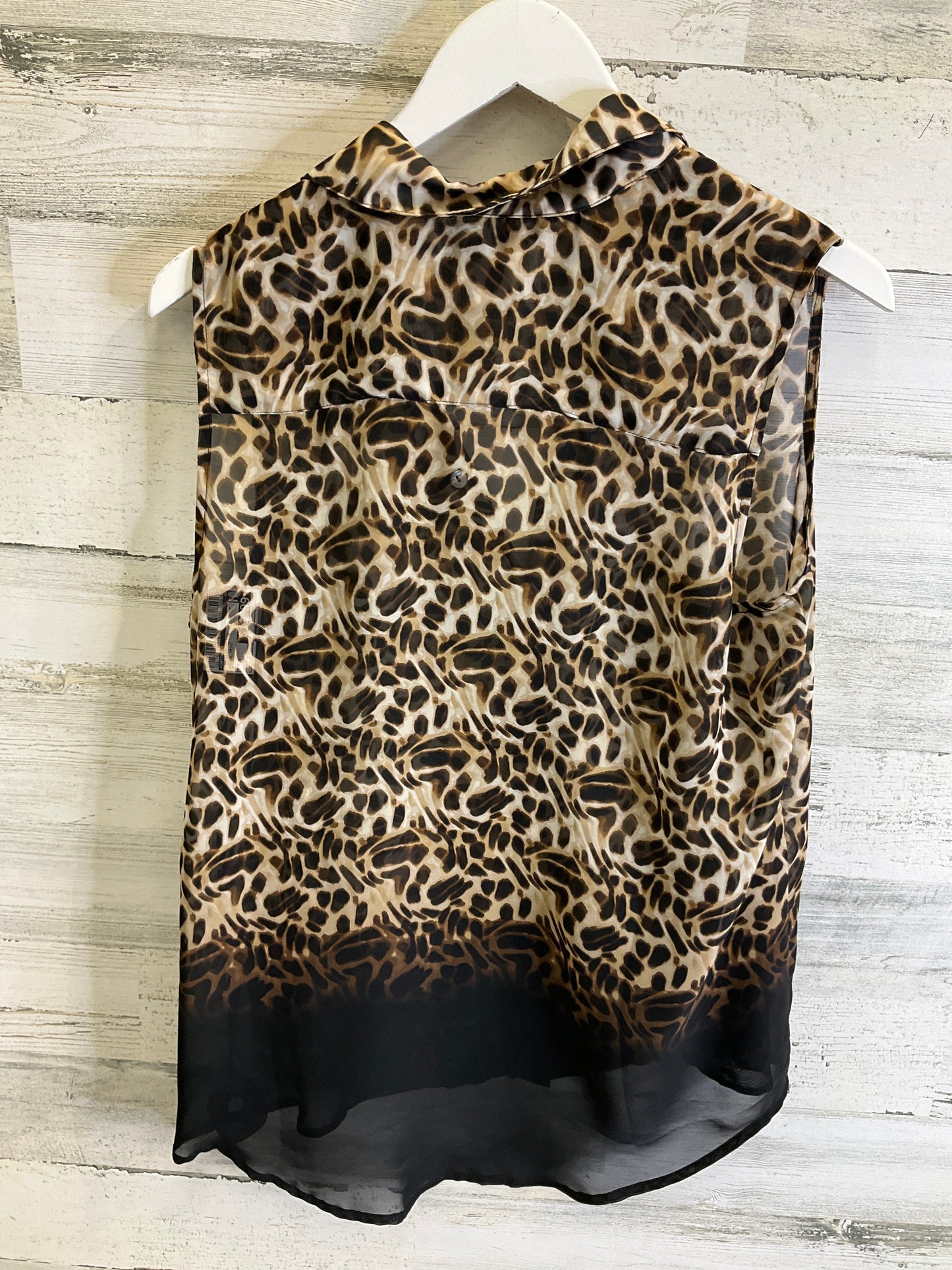 Top Sleeveless By Chicos In Animal Print, Size: M