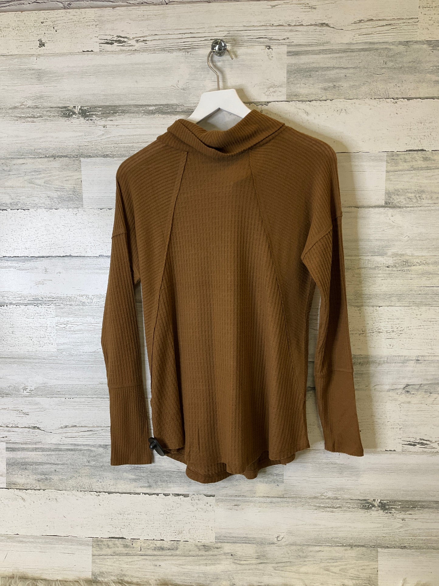 Top Long Sleeve By Maurices In Brown, Size: S