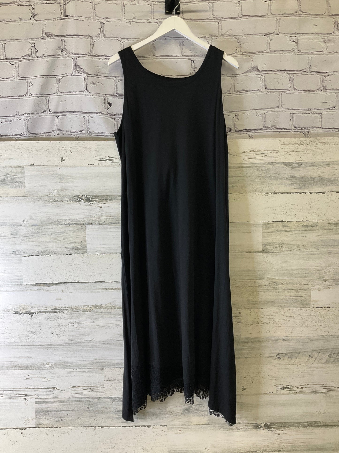 Dress Casual Midi By Logo In Black, Size: 1x