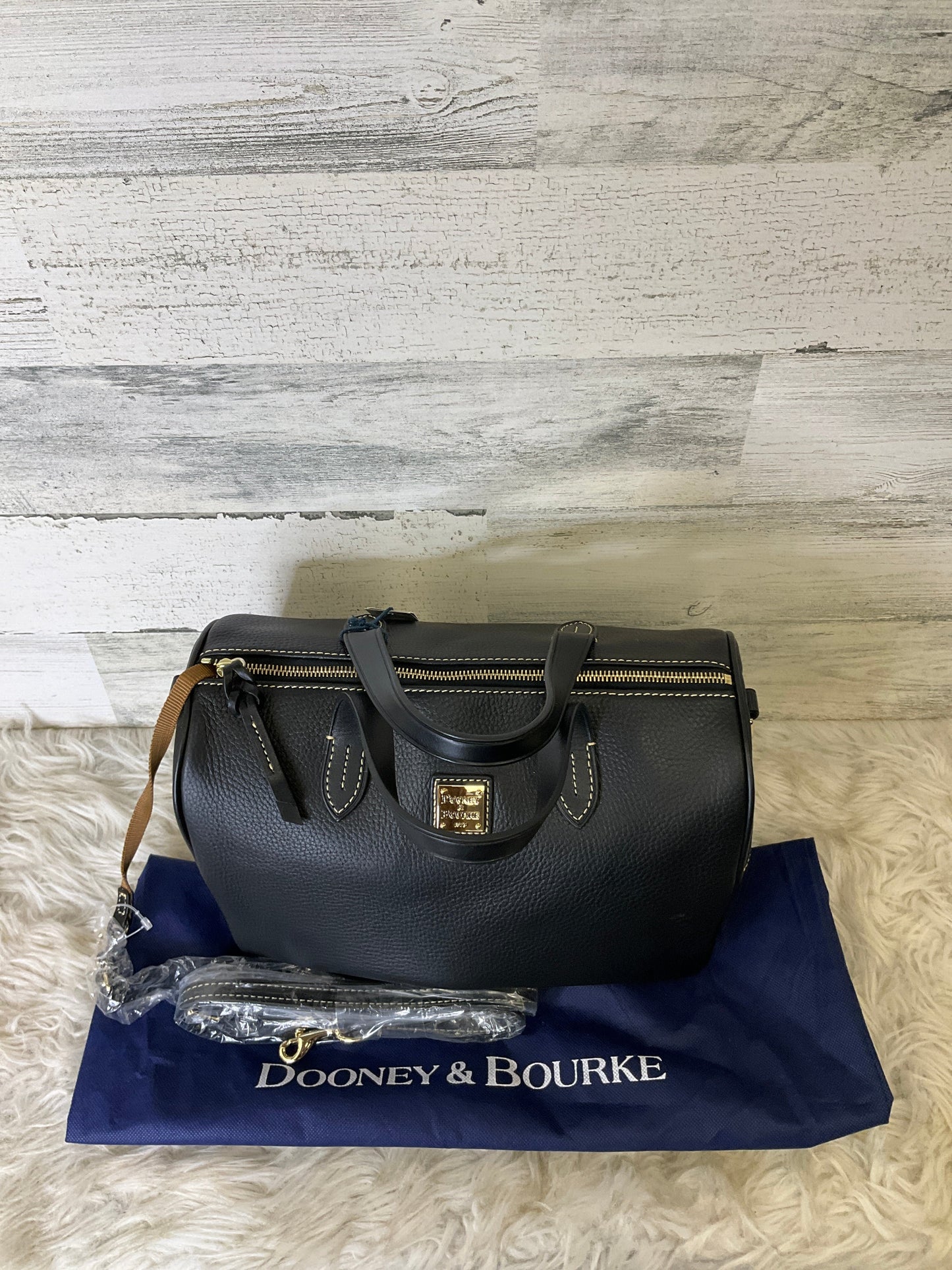 Handbag Designer By Dooney And Bourke, Size: Medium