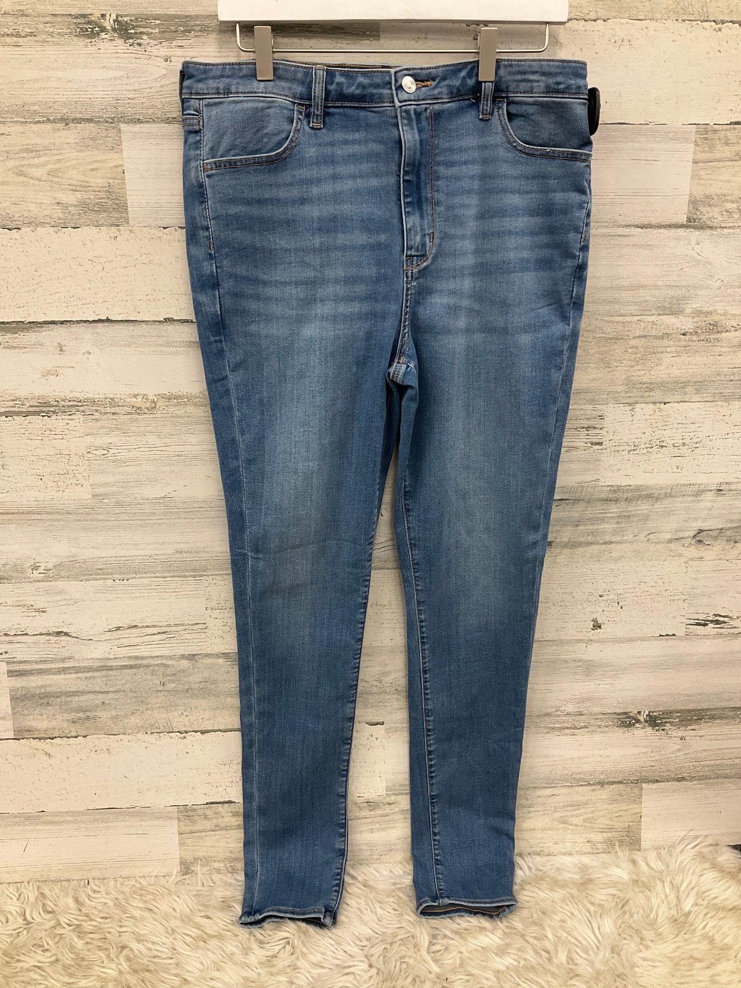 Jeans Skinny By American Eagle In Blue, Size: 14