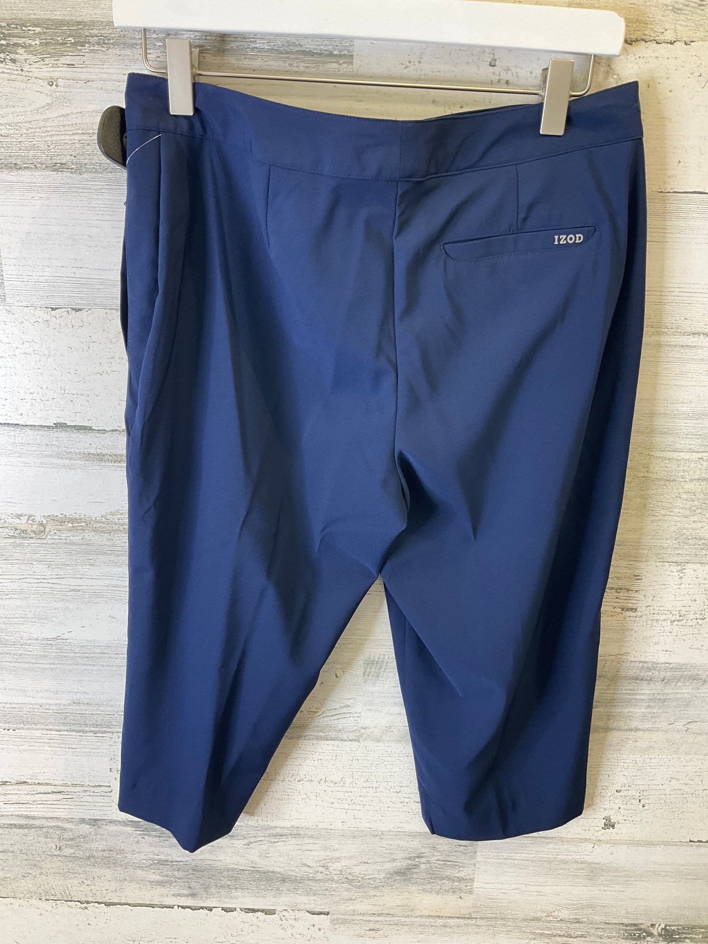 Capris By Izod In Navy, Size: S